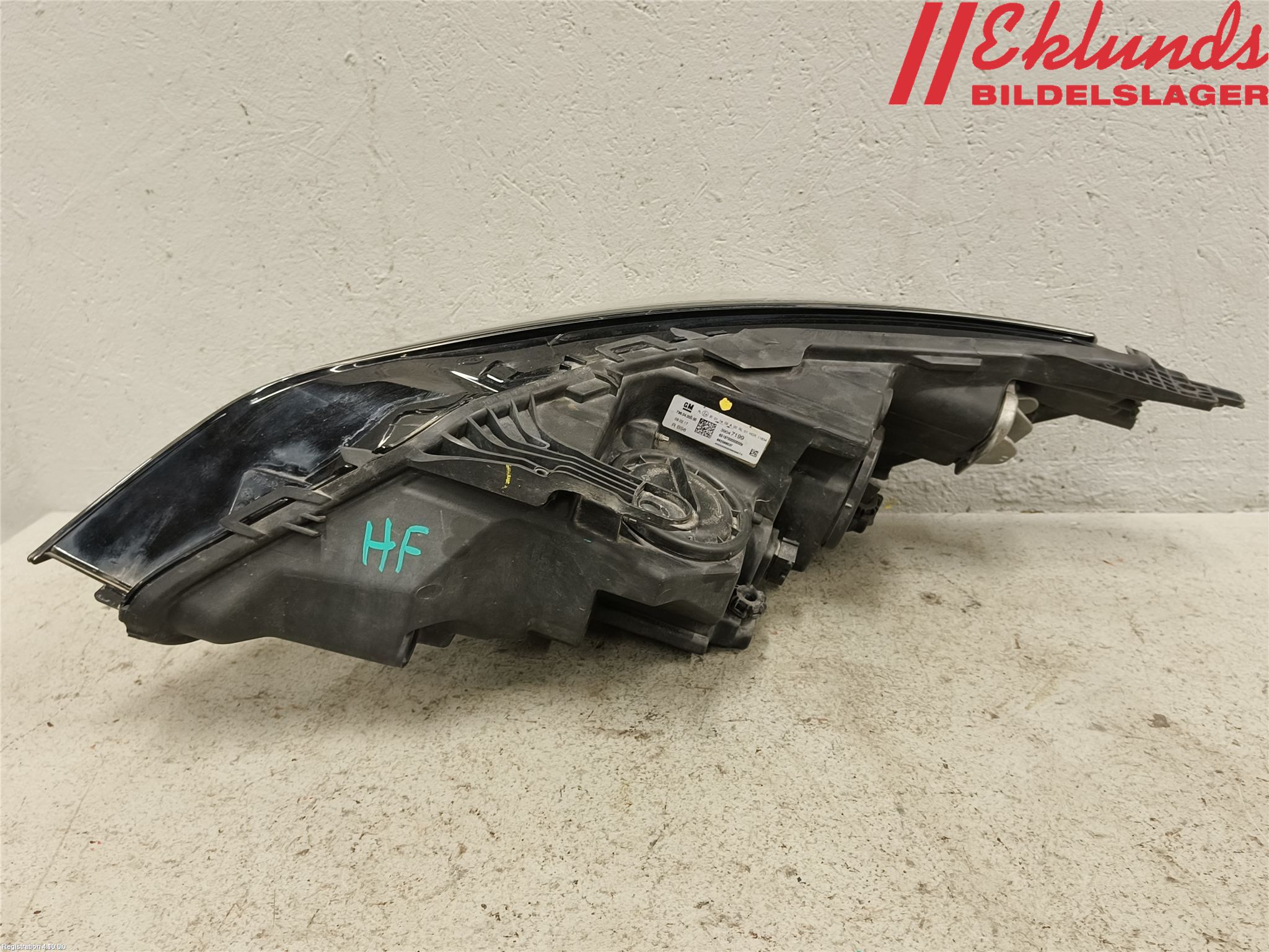 Opel ASTRA K 16-22 Strålkastare Höger