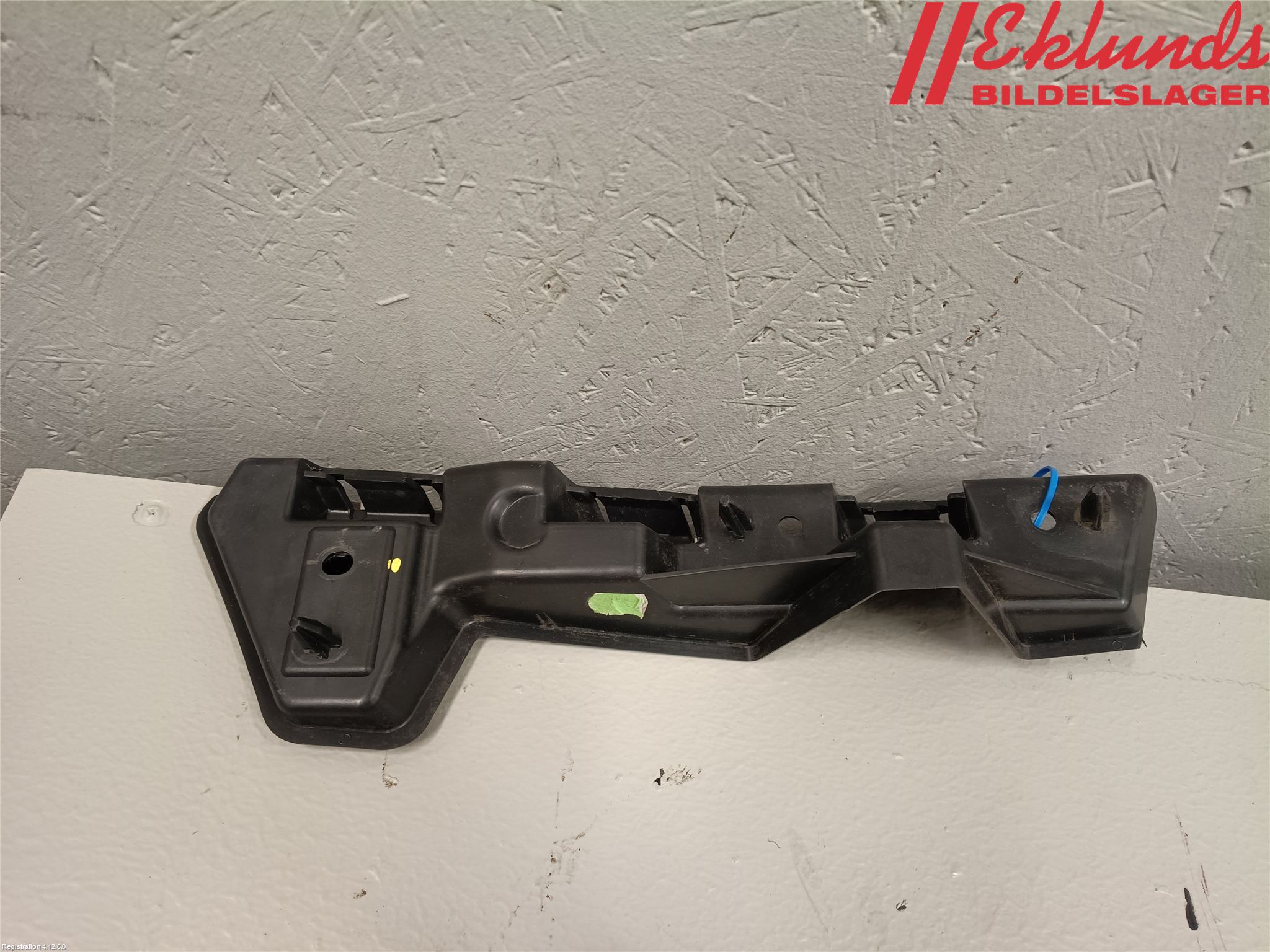 Renault MASTER III 15-20 Stötfångarfäste Fram Hö