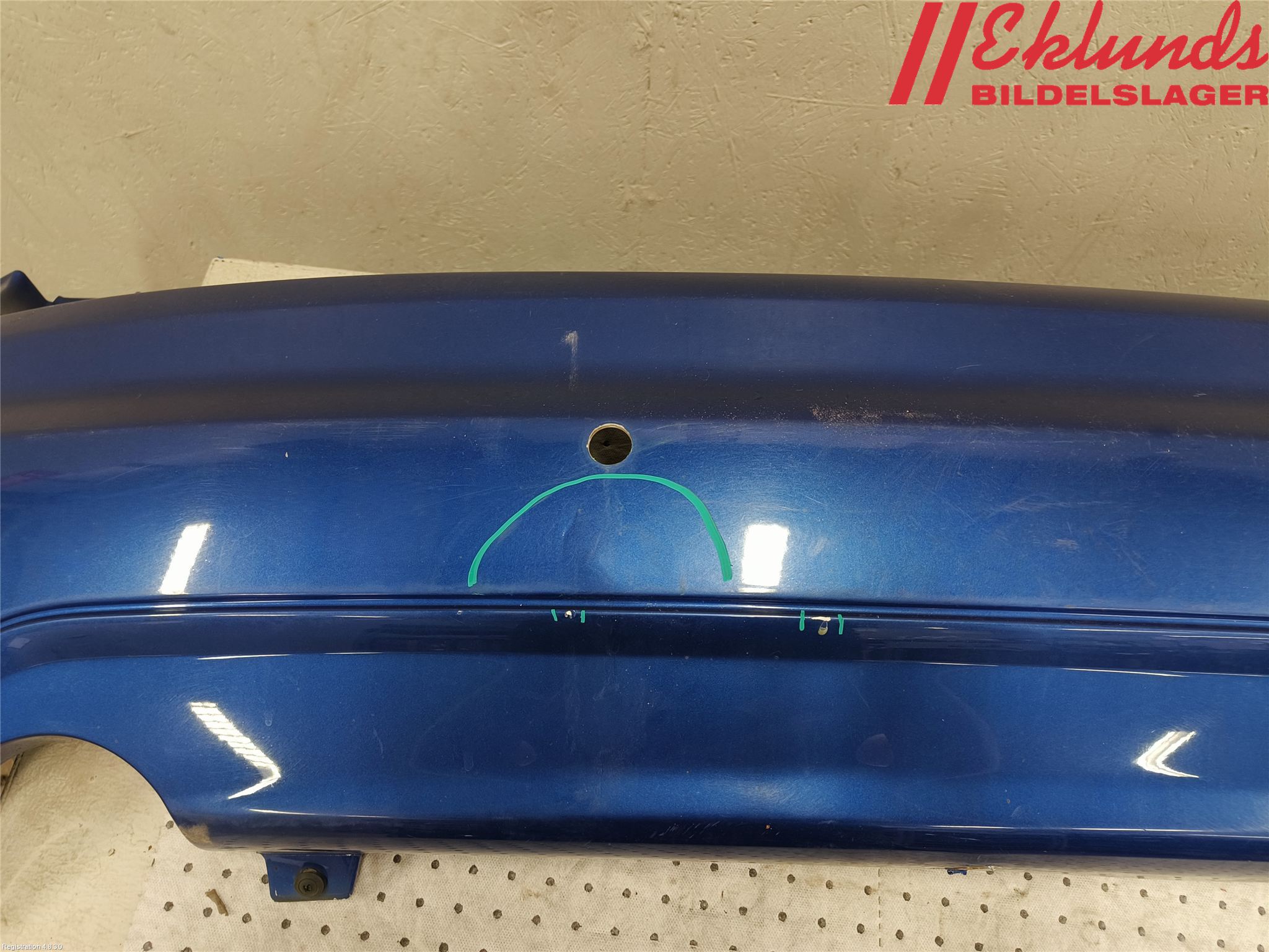 Ford FOCUS     04-07 Stötfångarbeklädnad Bak