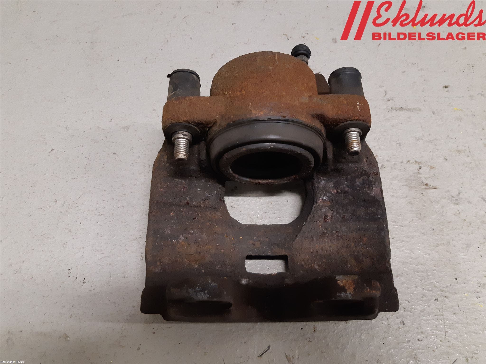 Volvo V70 14-16 Bromsok Fram Höger