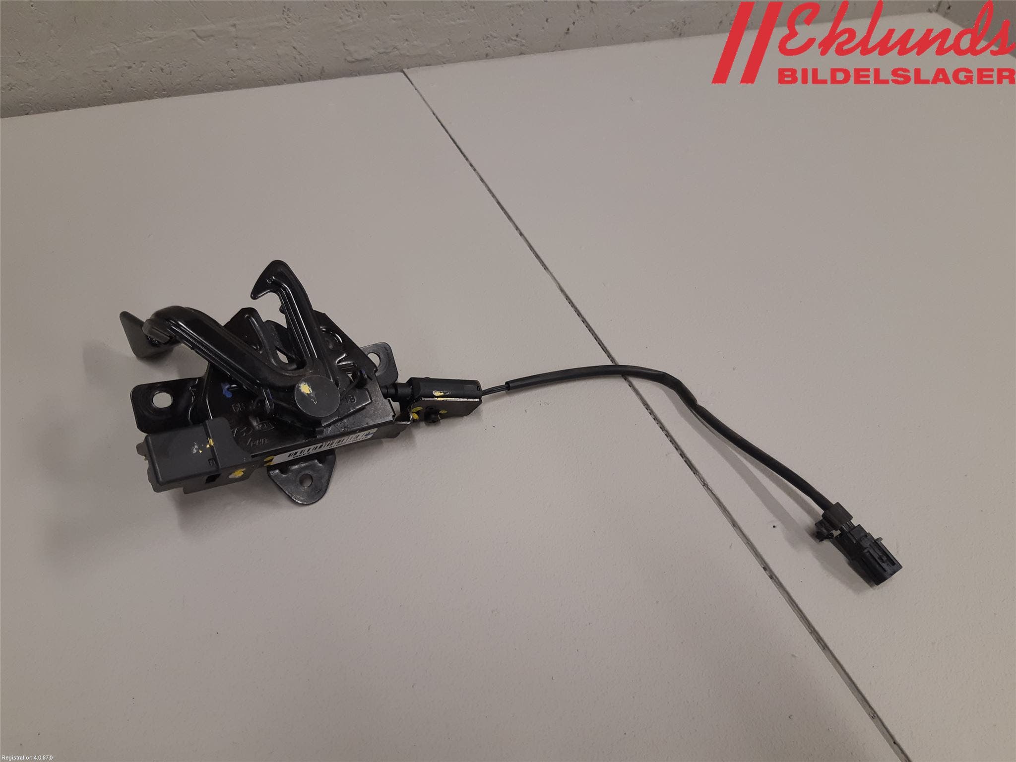 Hyundai i20 GB 15-20 Huvlås