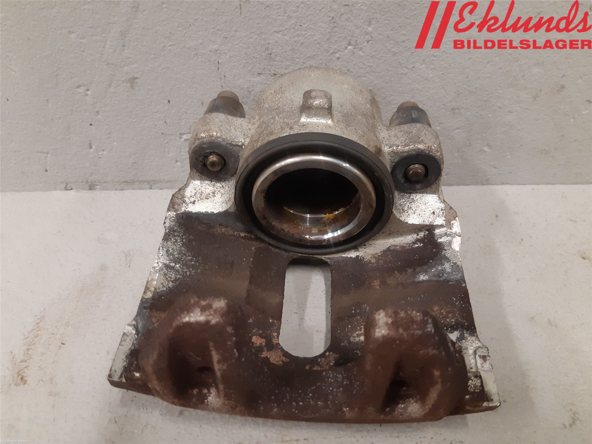 Volvo S70/V70/XC  97-00 Bromsok Fram Höger