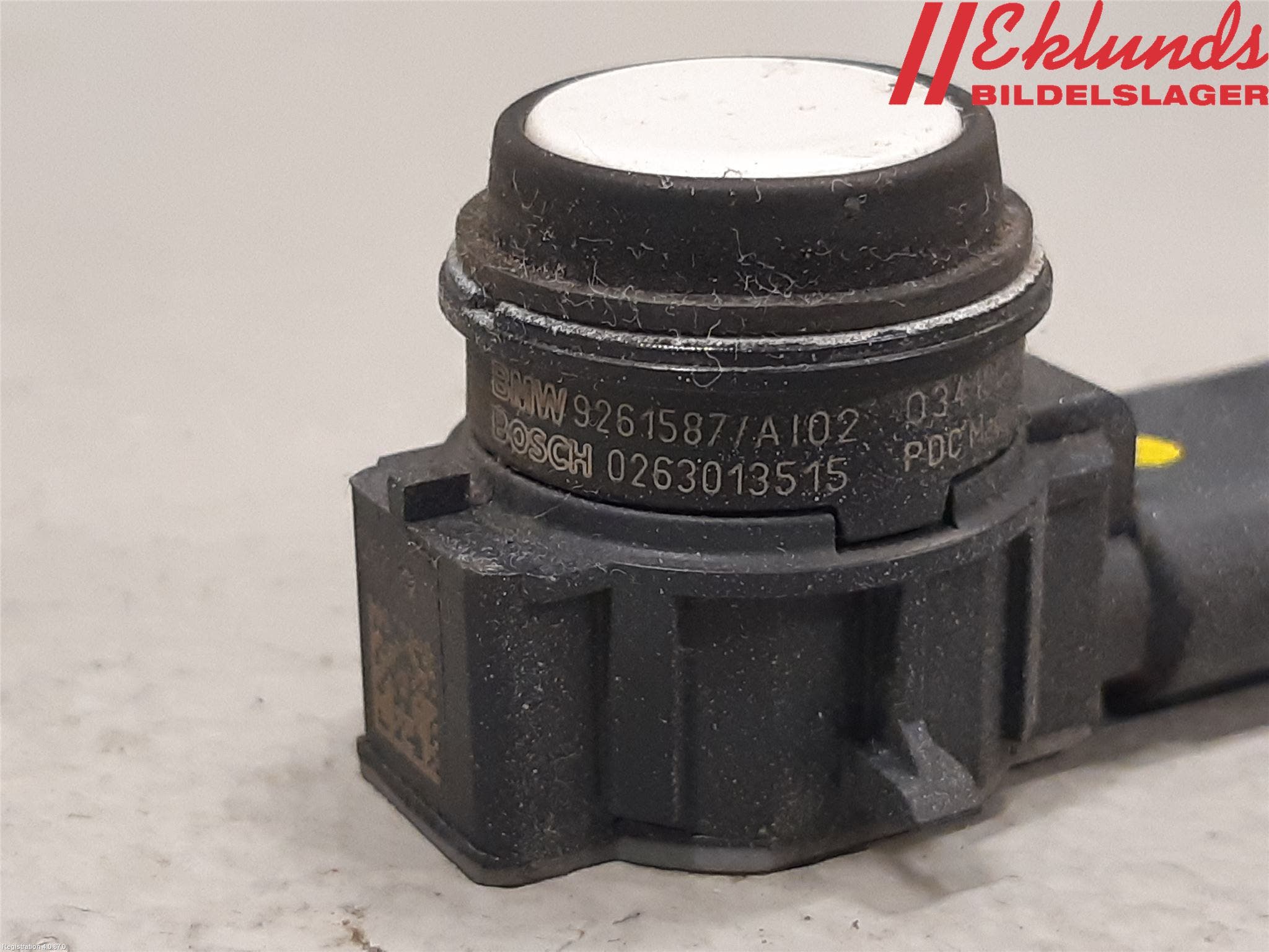 BMW 3 F30/F31/F80 12-19 Parkeringshjälp Frontsensor