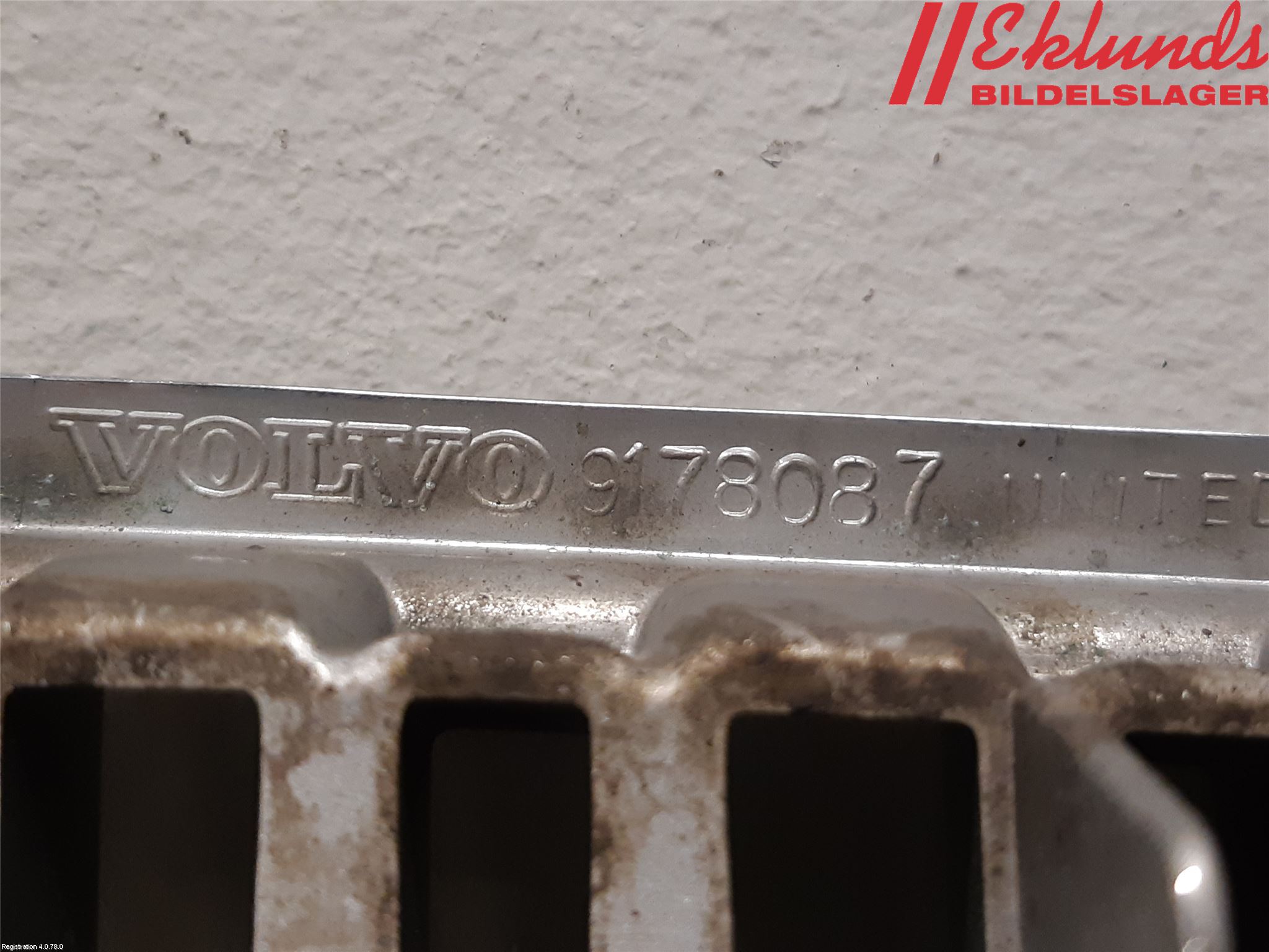 Volvo S80 99-03 Grill Komp