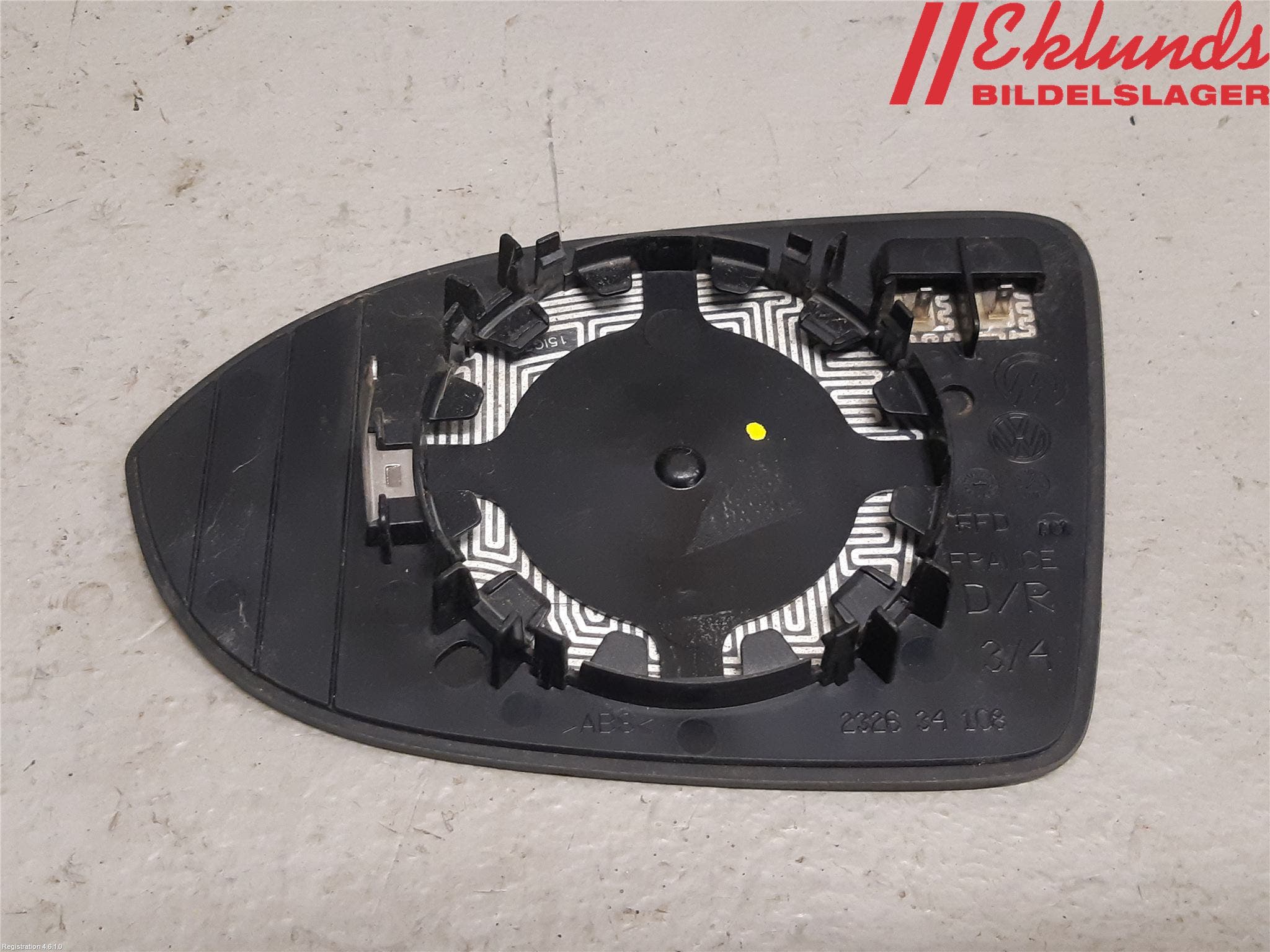 Volkswagen VW PASSAT 15-19 Spegelglas Hö