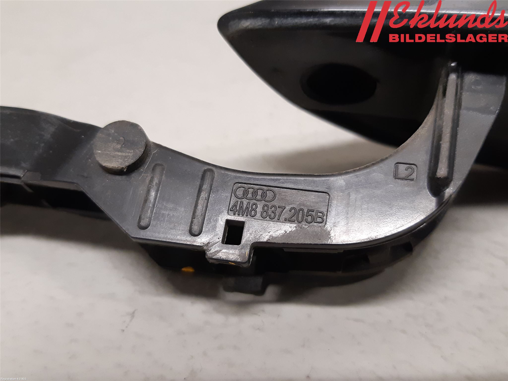 Audi A6 F2/C8 19- Dörrhandtag Yttre Vä