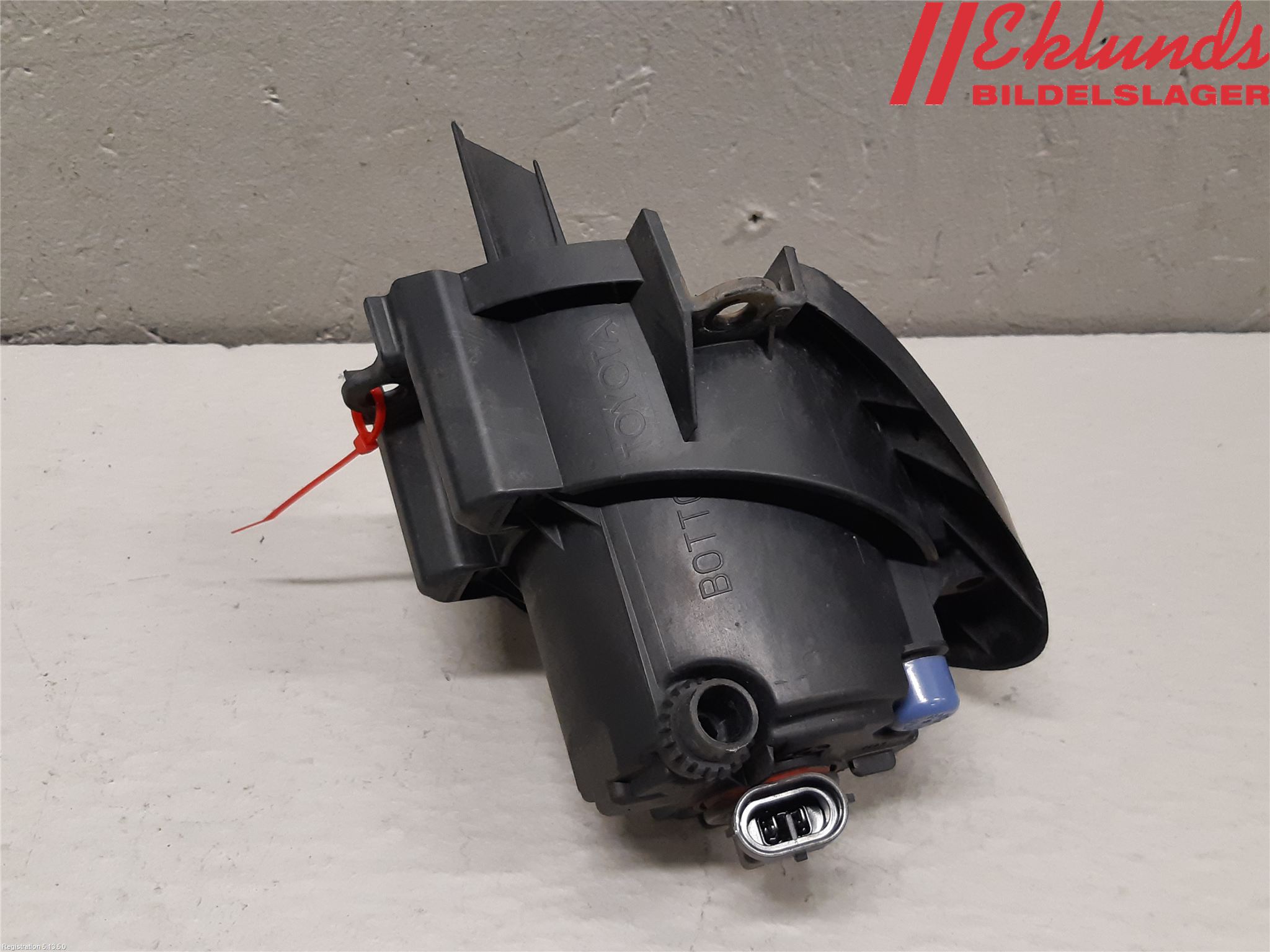 Toyota AVENSIS 09-15 Dimljus-Varselljus Fram