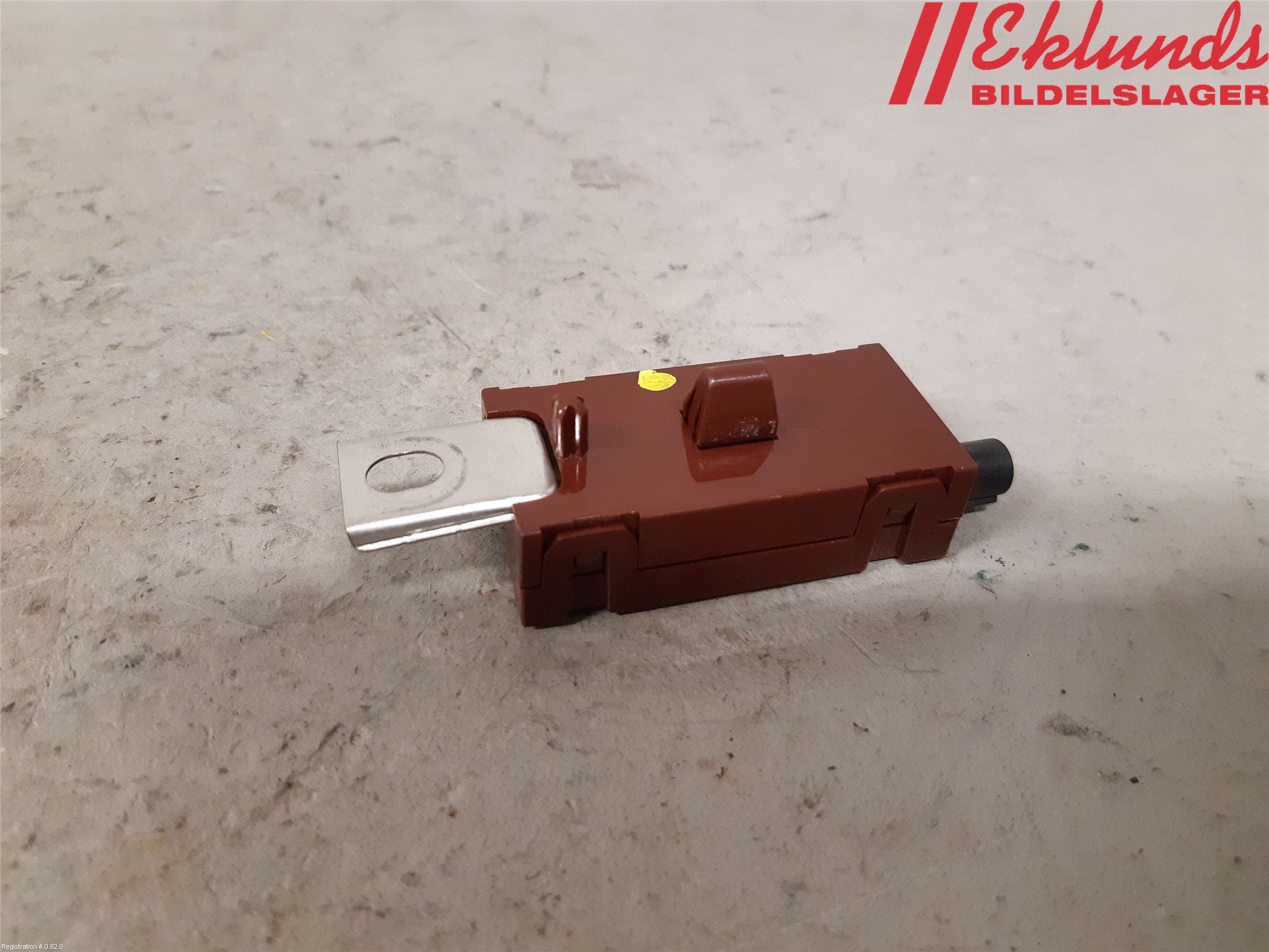 Volvo V90 17->> Antennförstärkare