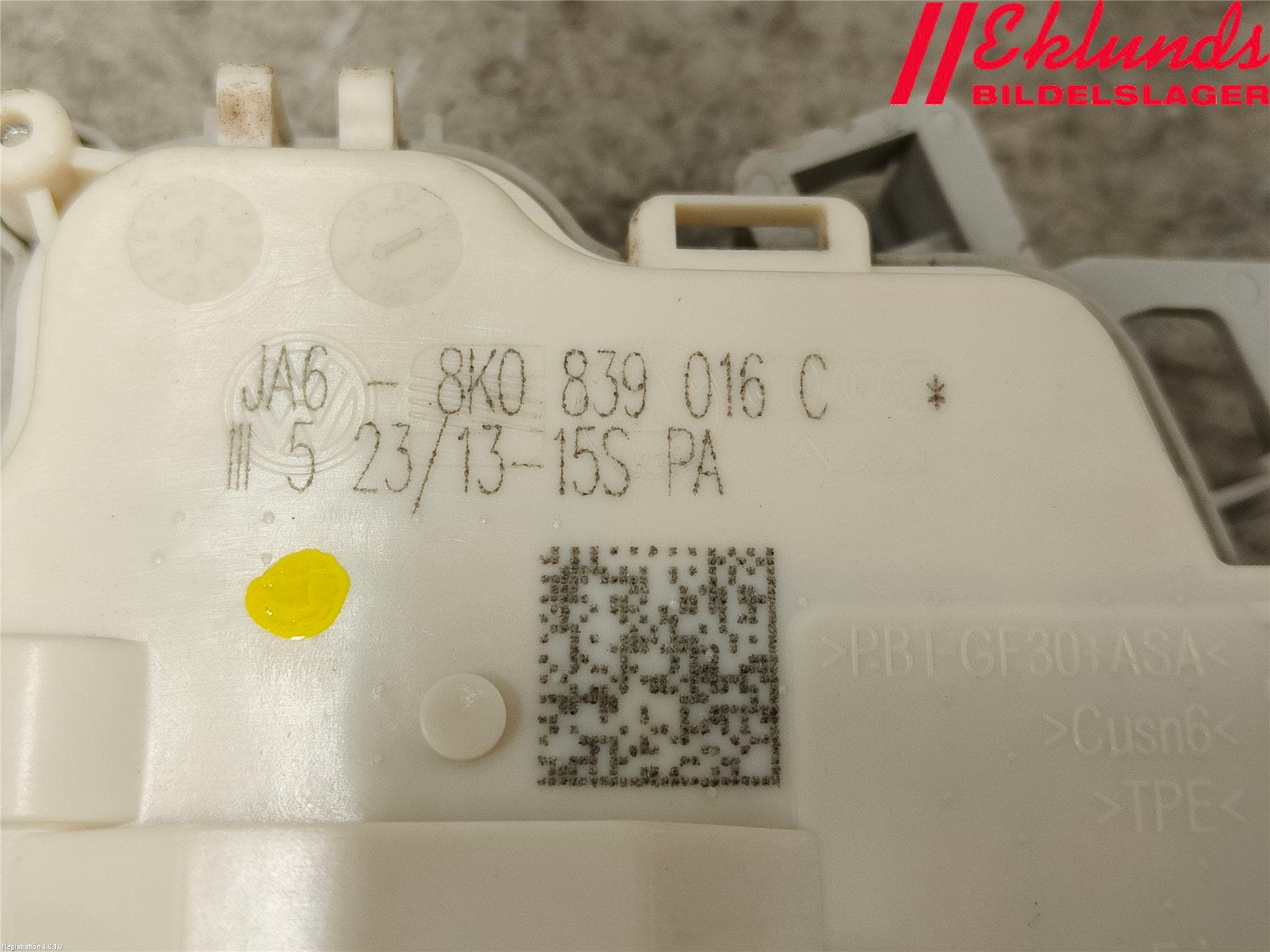 Audi A4 12-15 Låskista-Dörrlås