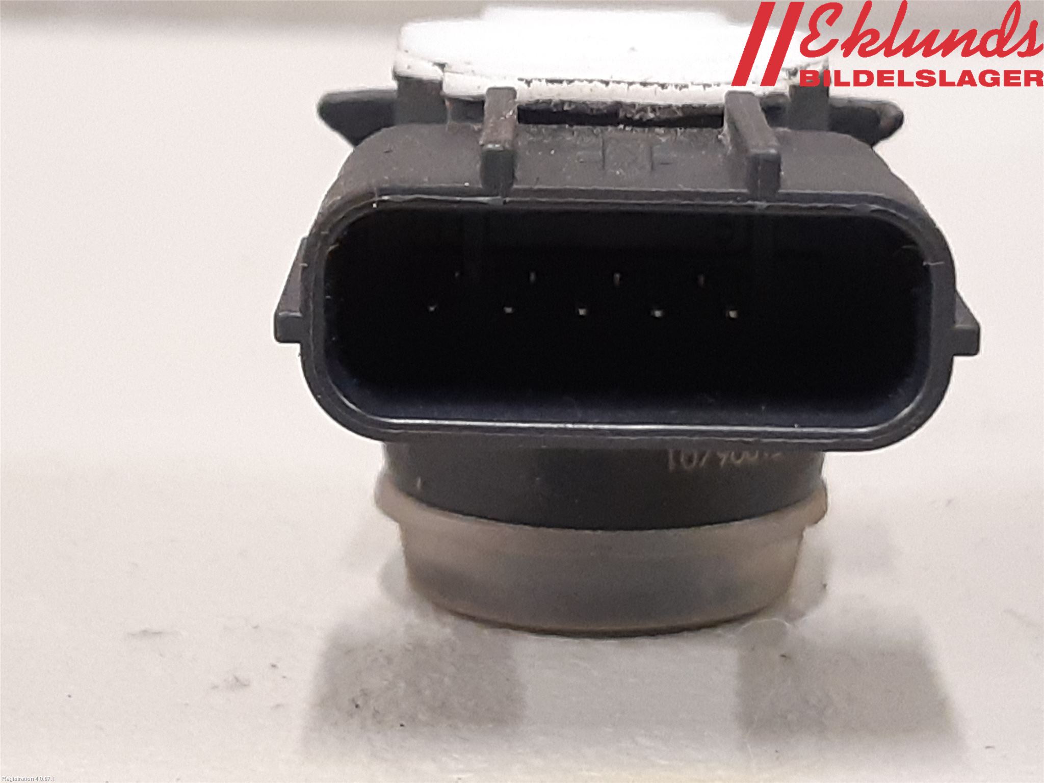 Honda CR-V 13-18 Parkeringshjälp Frontsensor