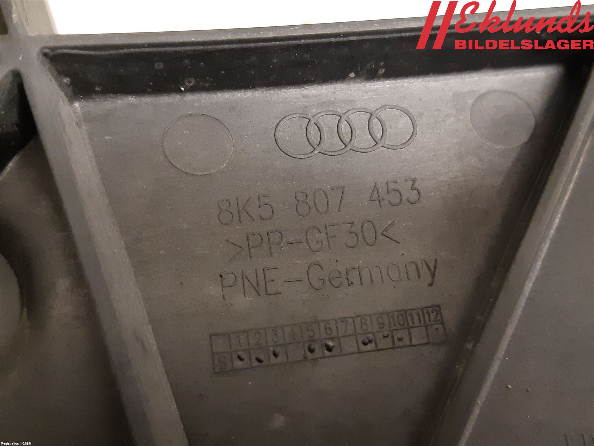 Audi A4/S4 08-11 Stötfångarfäste Bak Vä