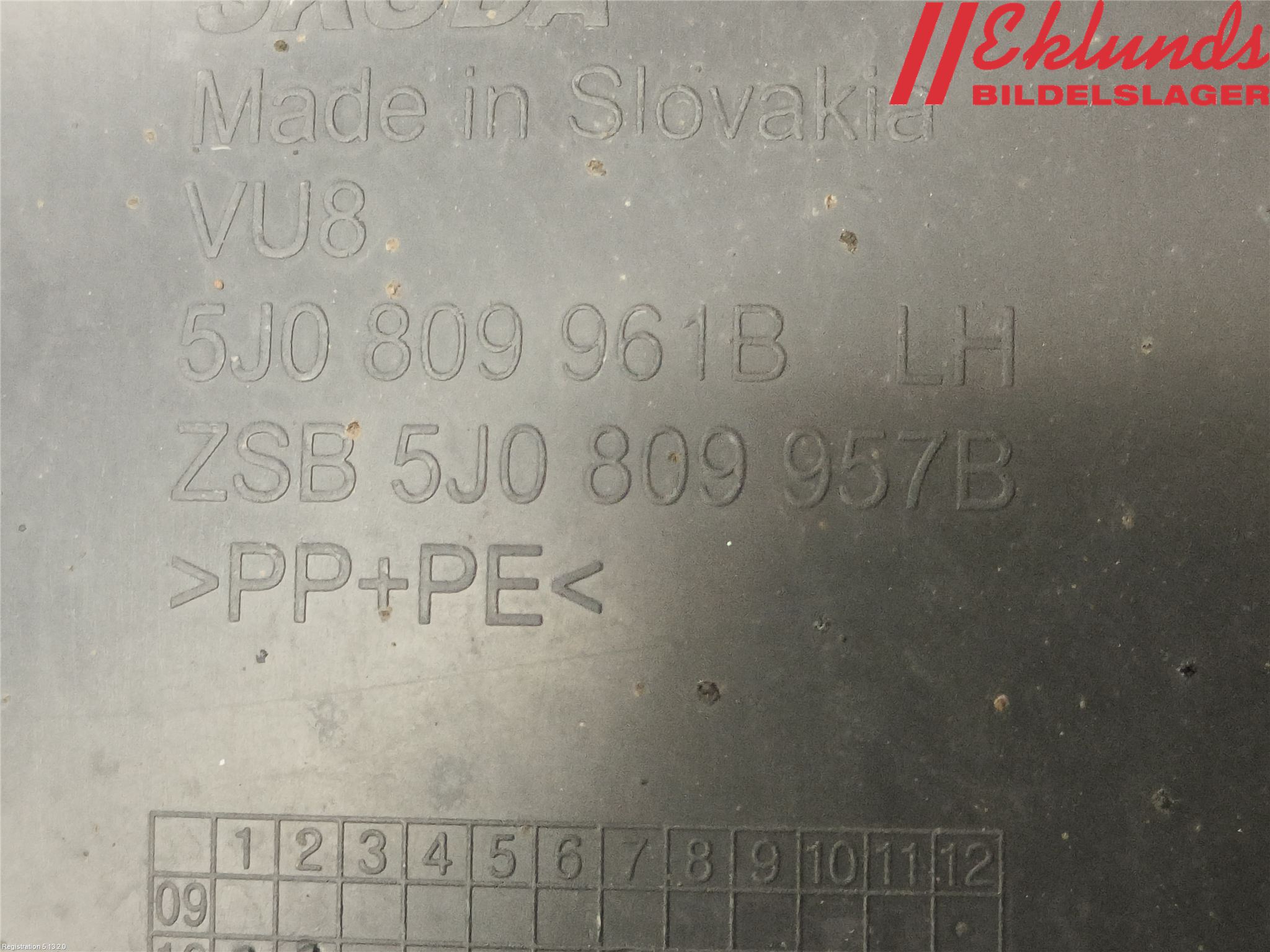 Skoda FABIA 07-14 Skärm Inner