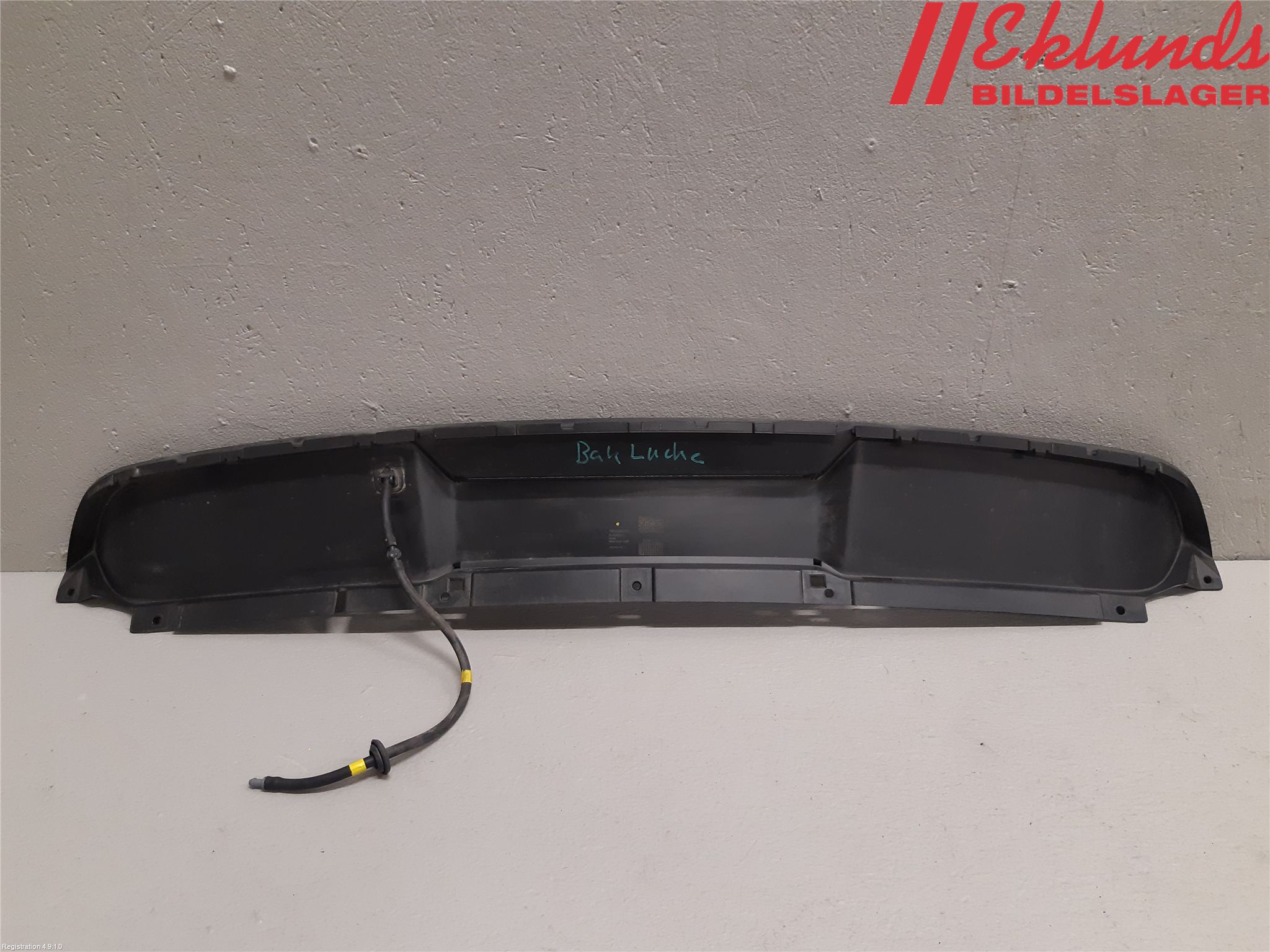 Volvo XC40/RECHARGE 18- Spoiler Baklucka