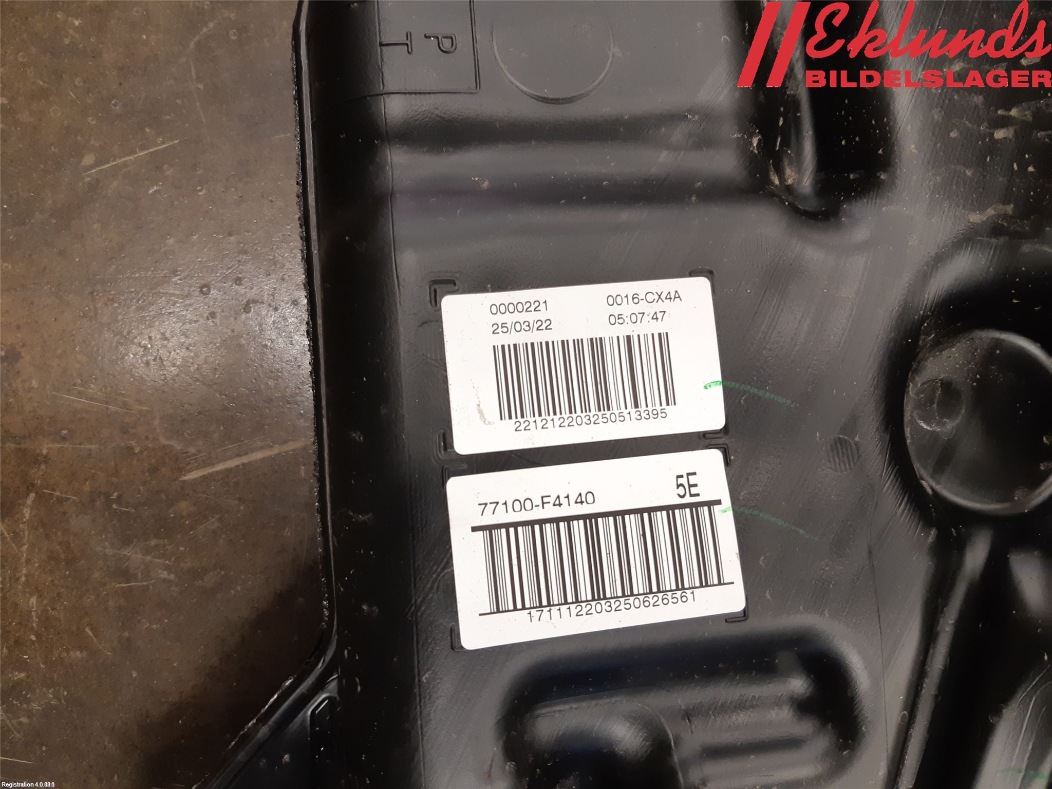 Toyota C-HR 16-23 Bränsletank