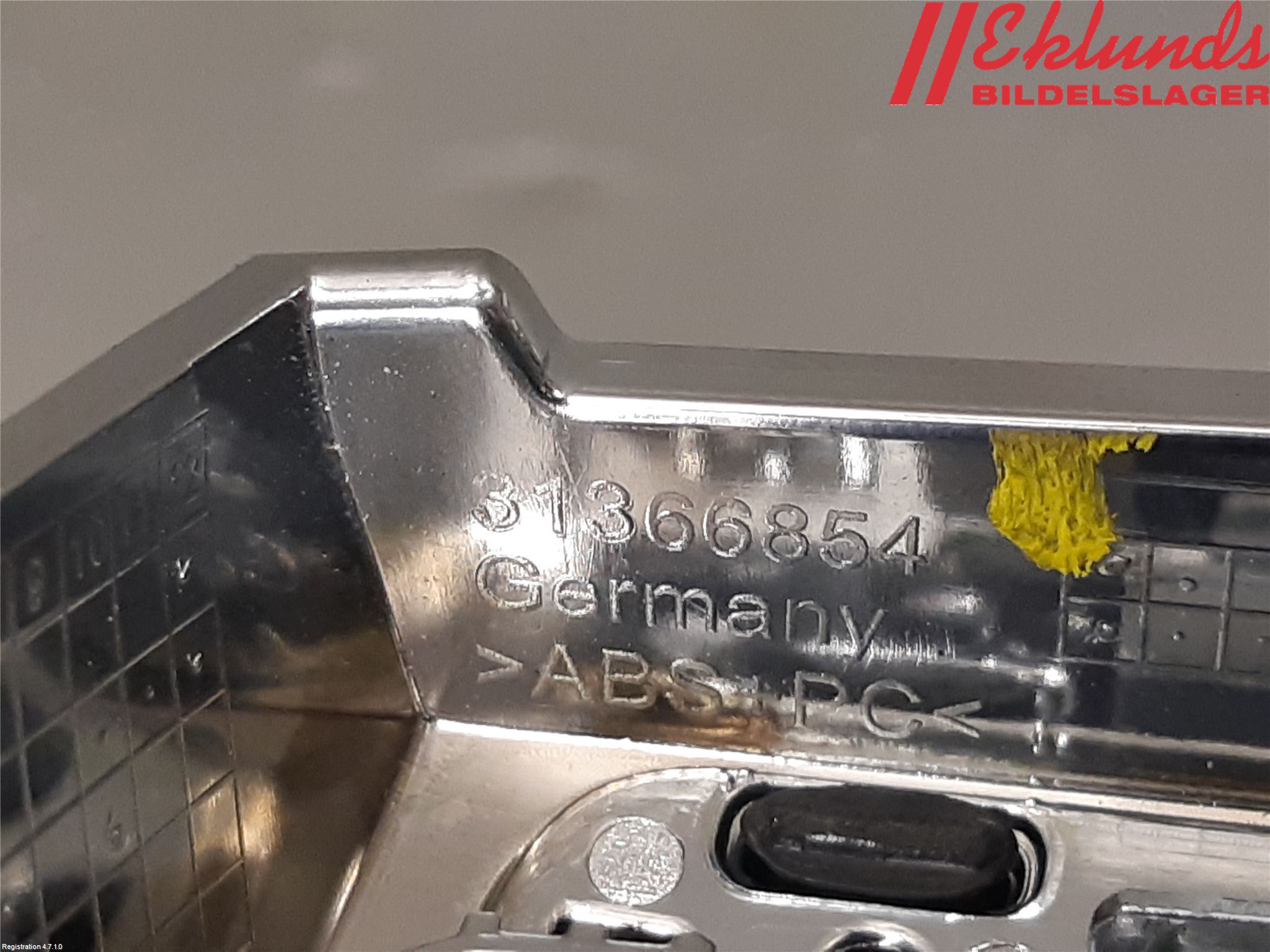 Volvo XC90/RECHARGE 16- Defrosterkanal-Munstycke