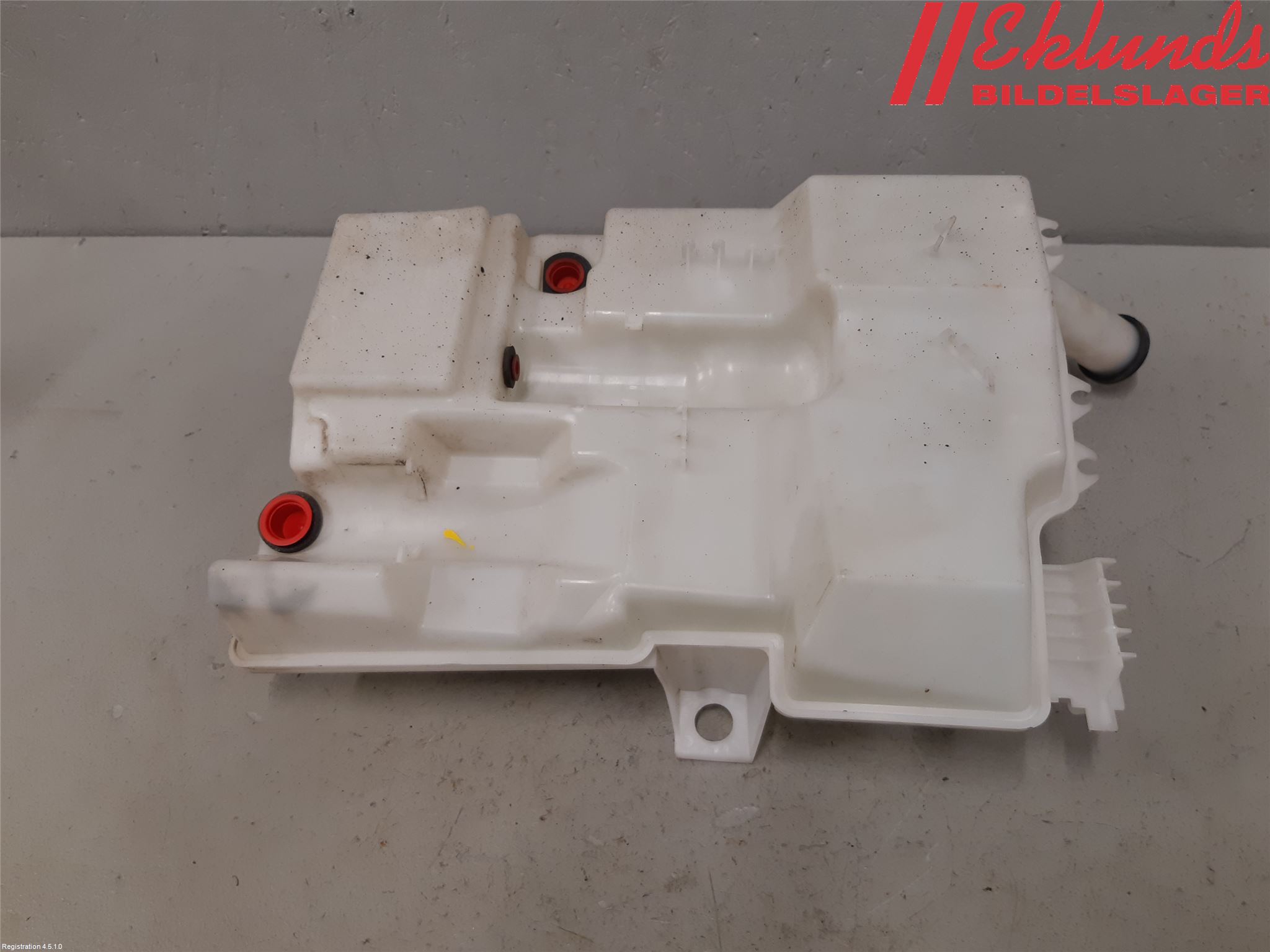 Ford FOCUS 11-14 Spolartank Vindruta-Strål