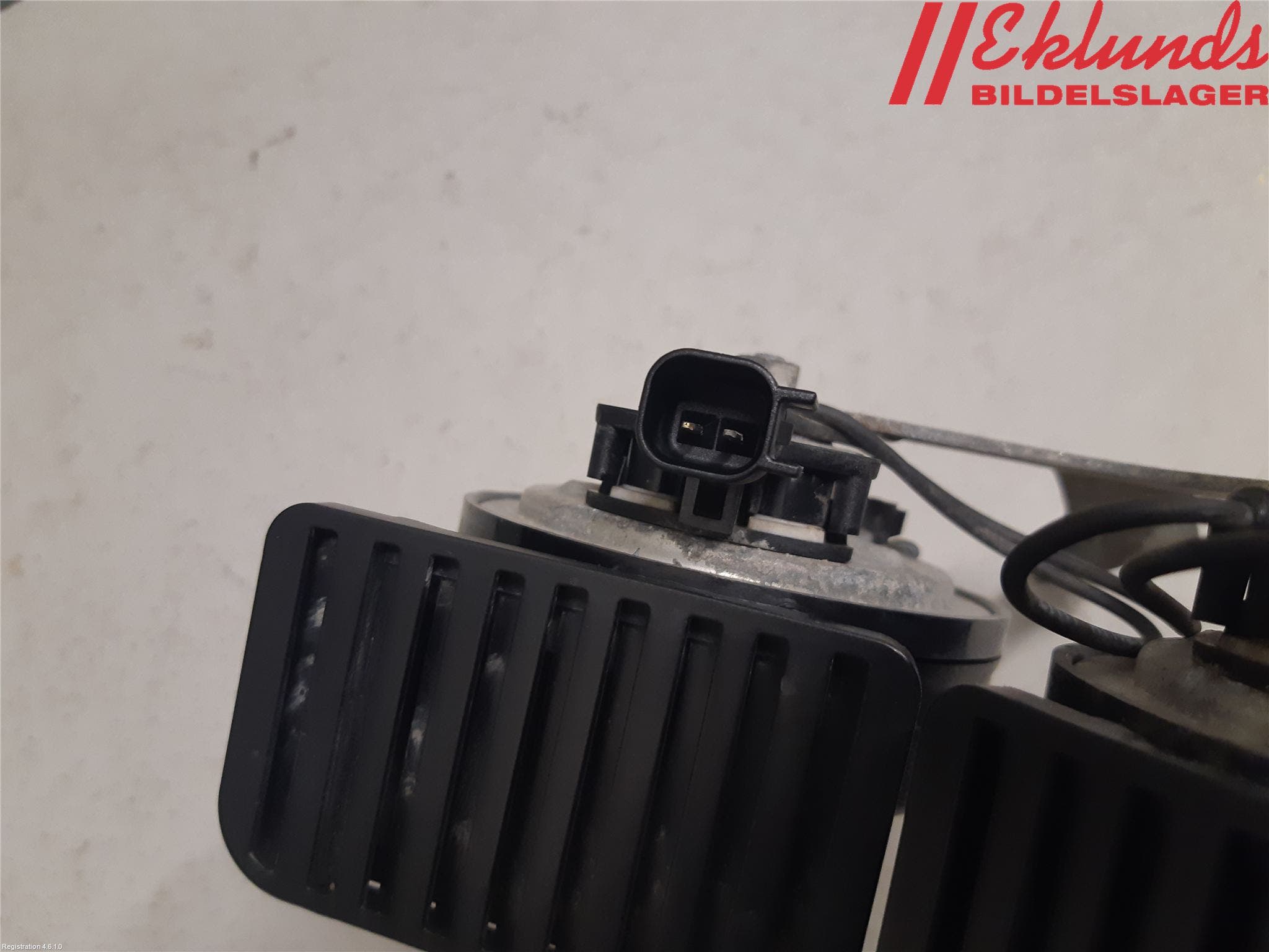 Ford TRANSIT/TOURNEO CUSTOM 13-24 Signalhorn