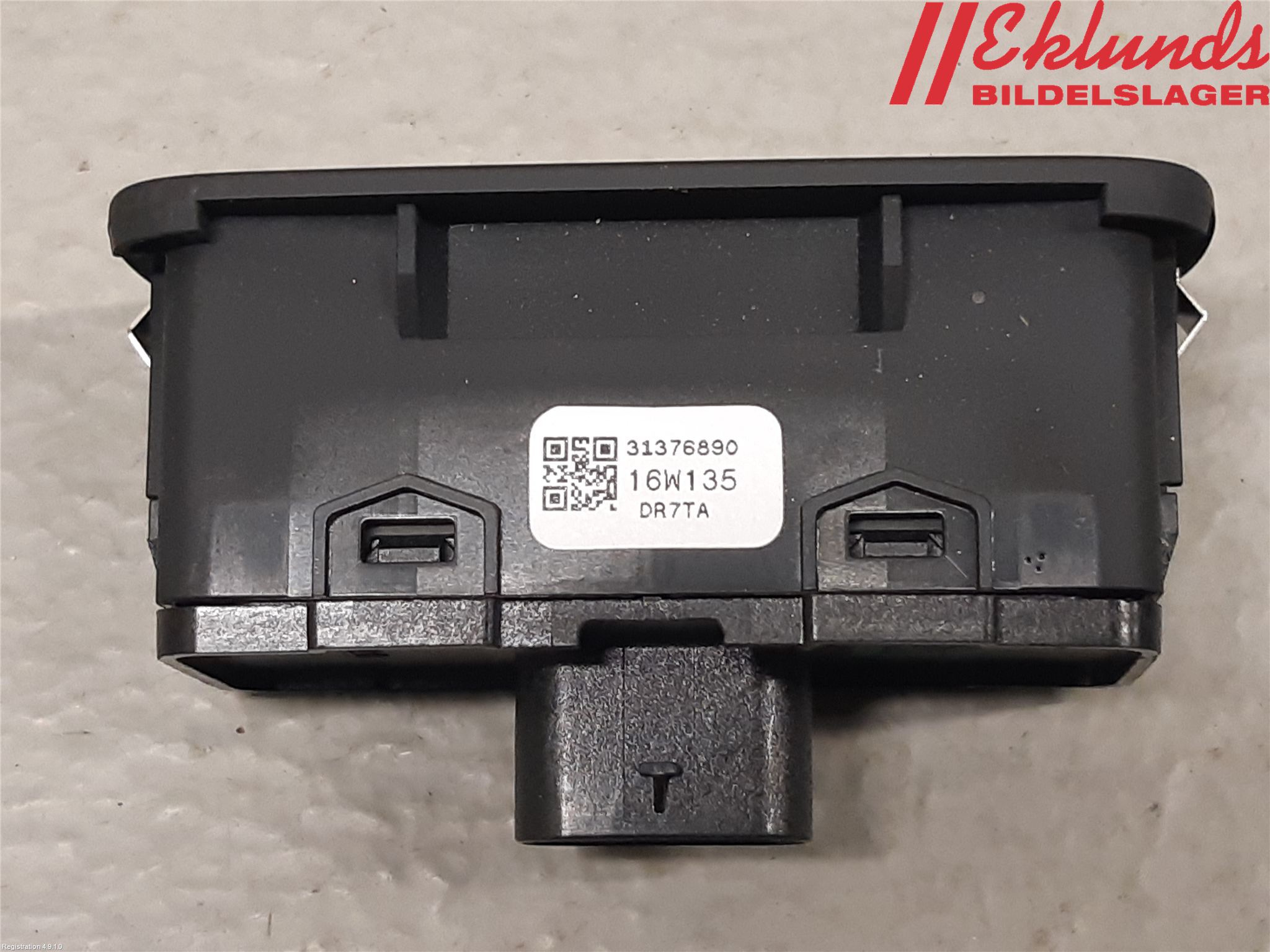 Volvo V90 17->> Strömställare Baklucka