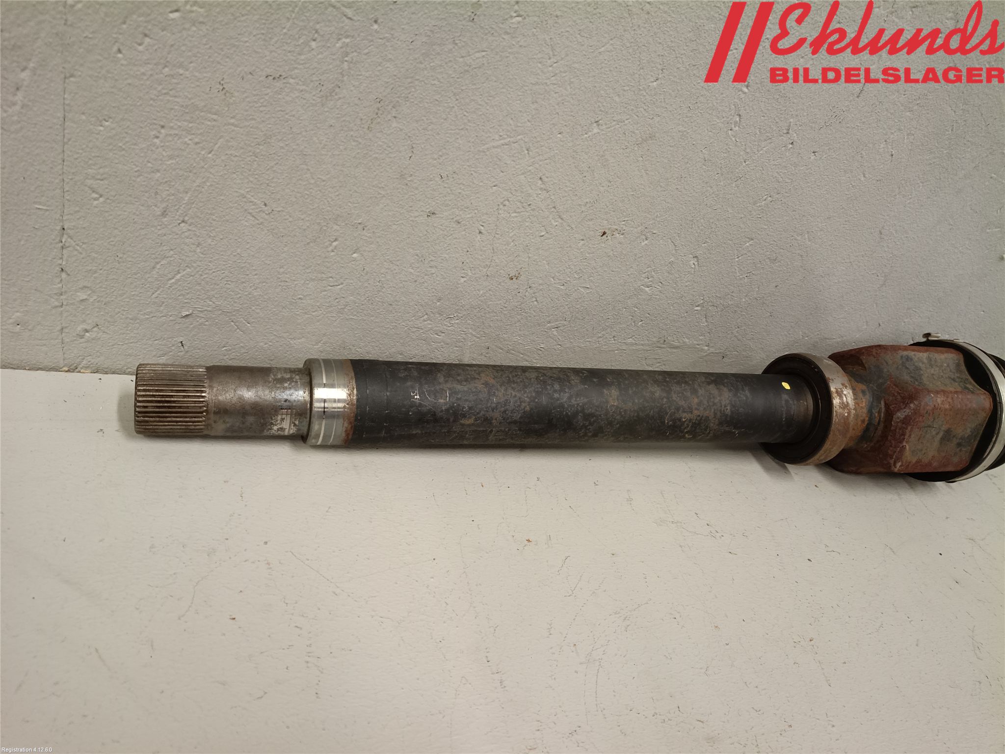 Ford TRANSIT/TOURNEO CUSTOM 13-24 Drivaxel Fram Höger