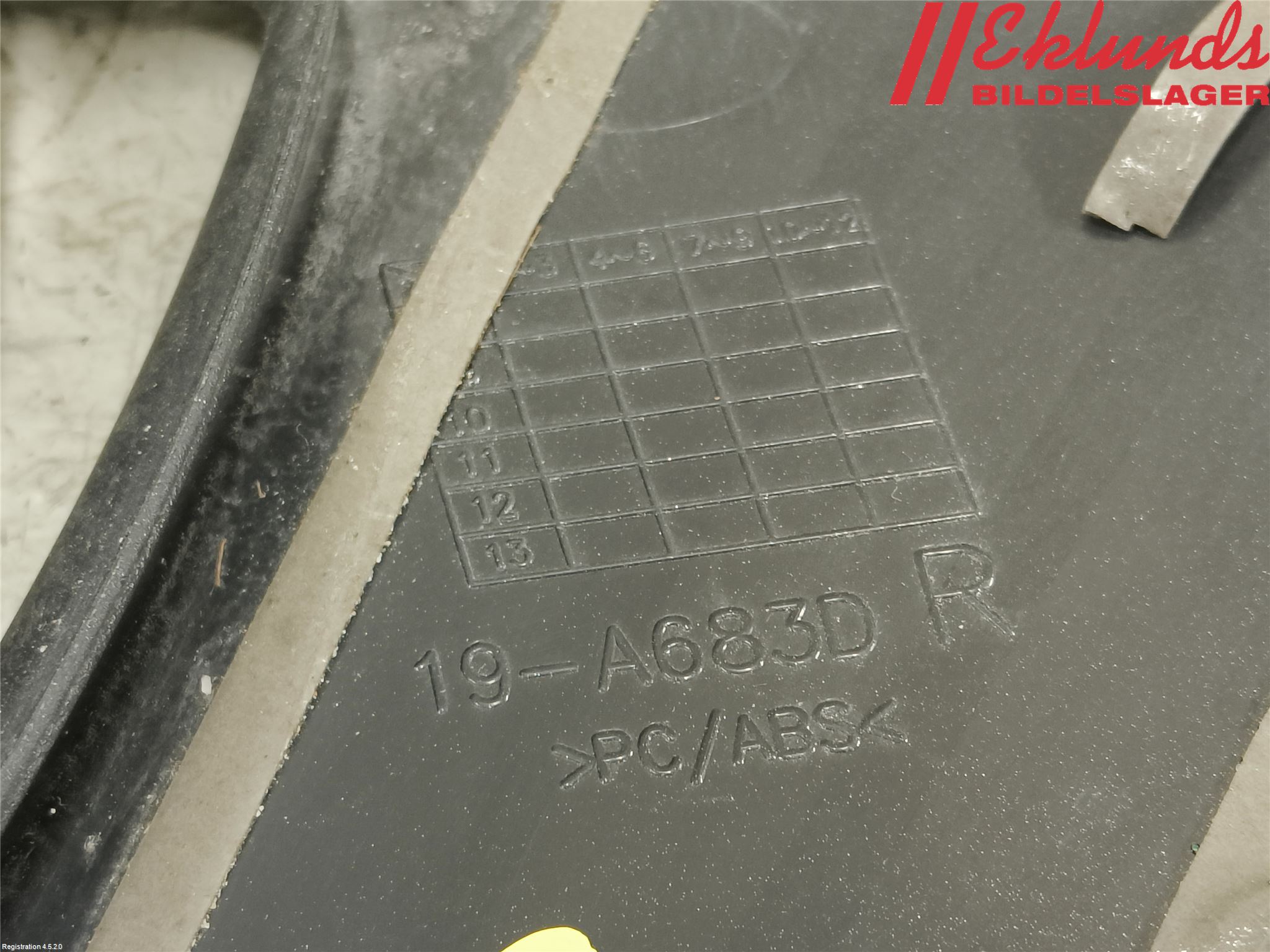 Ford MONDEO 07-15 Dimljussarg Fram