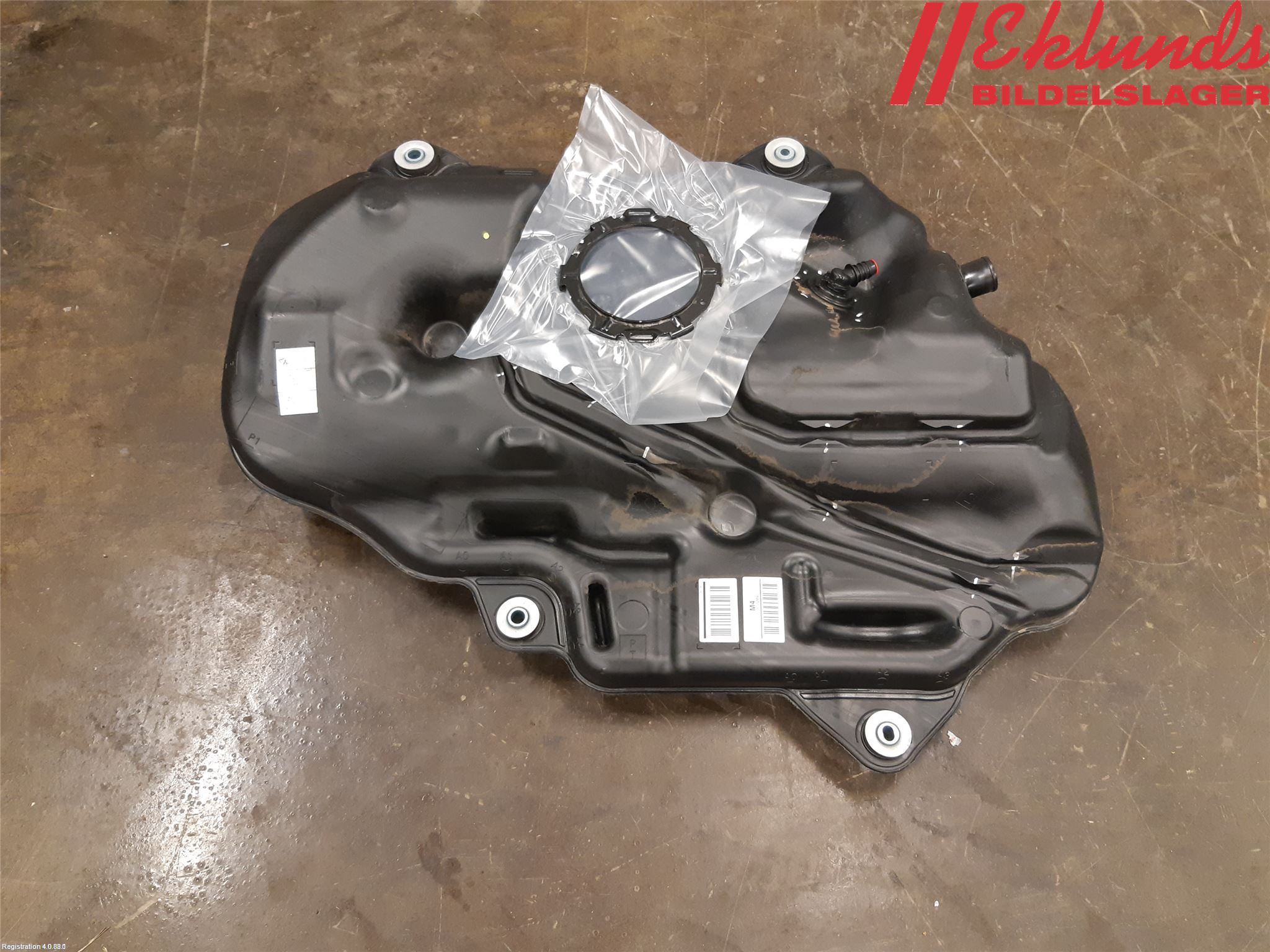 Toyota COROLLA 19- Bränsletank