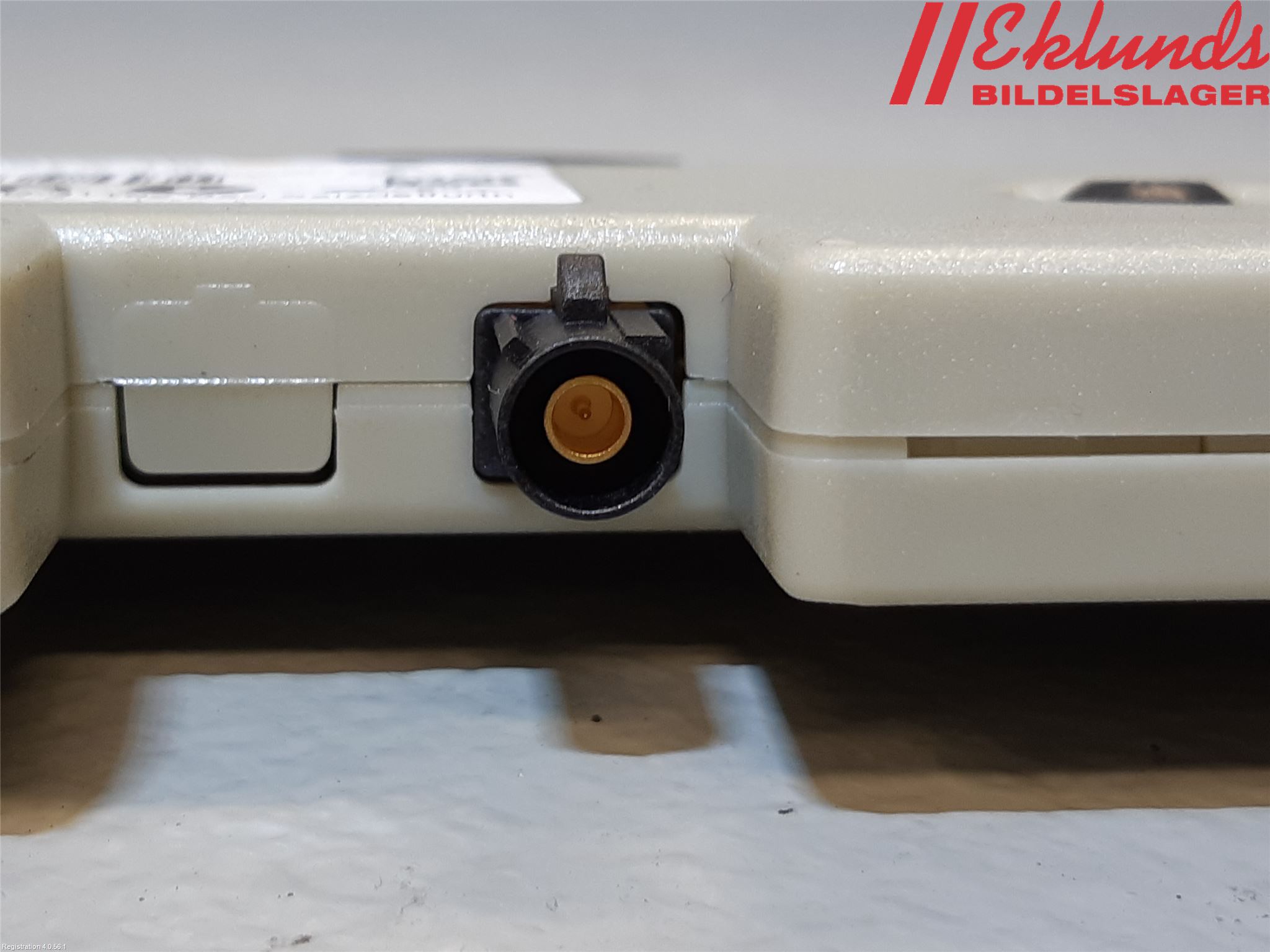 BMW 3 E90/91 SED/TOU 05-12 Antennförstärkare