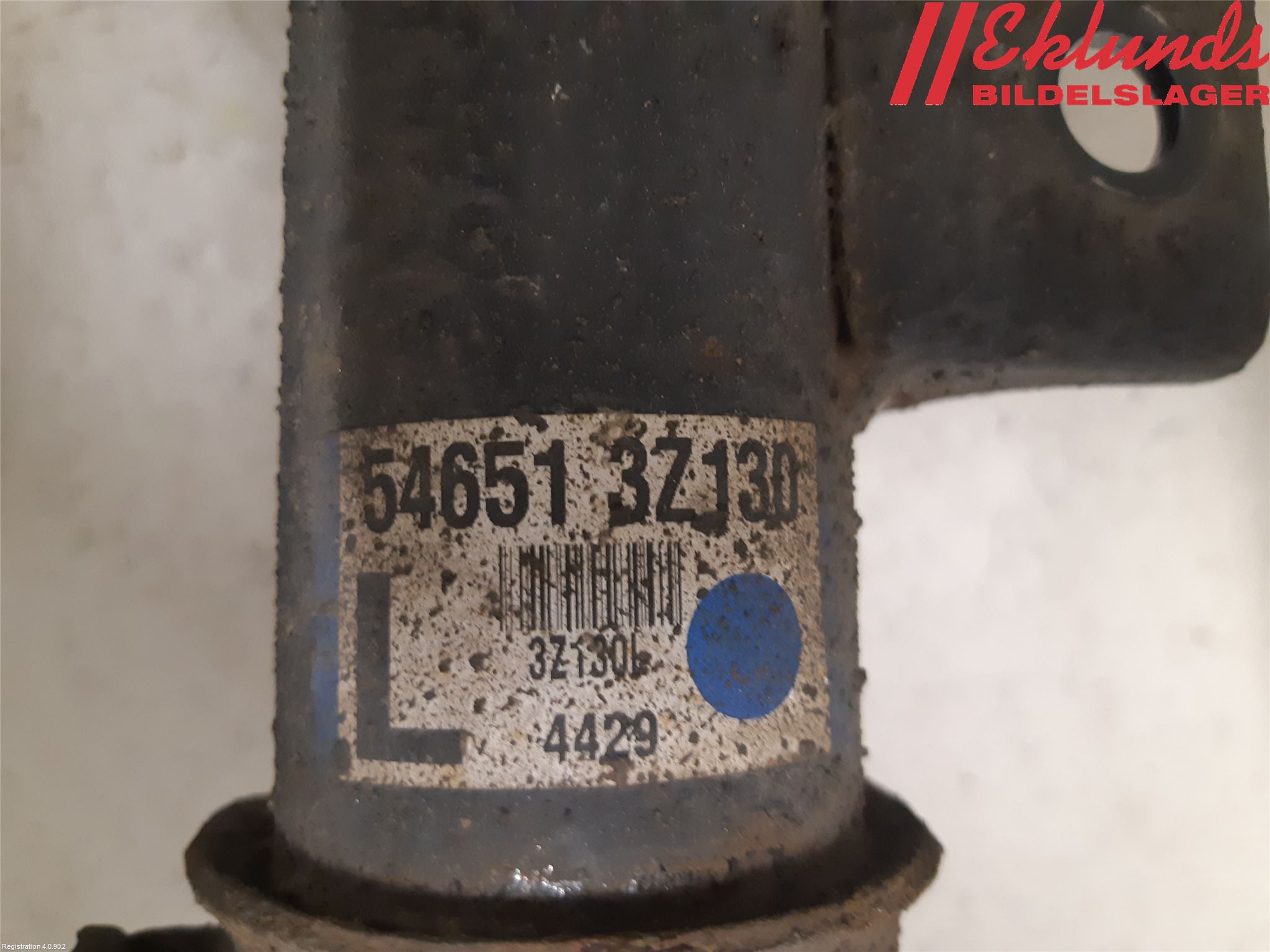 Hyundai i40 08-15 Fjäderben Fram Vänster