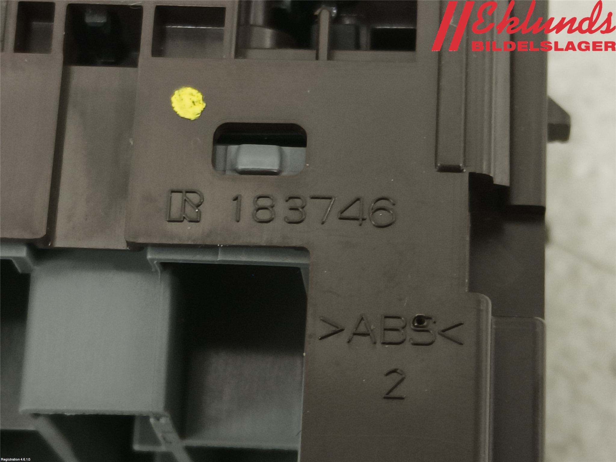 Toyota RAV4 19- Strömställare Spegel