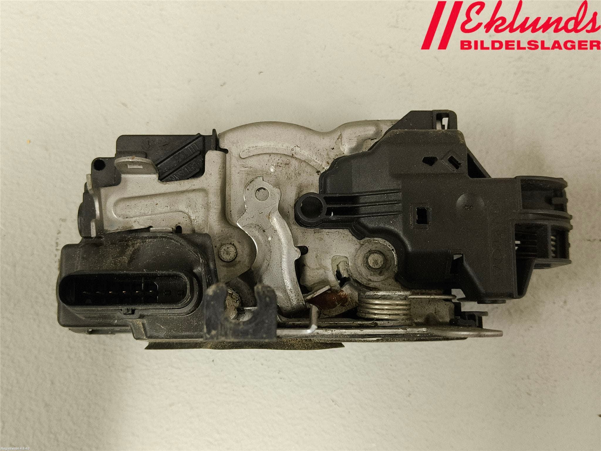 Volvo V40 12-19 Låskista-Dörrlås