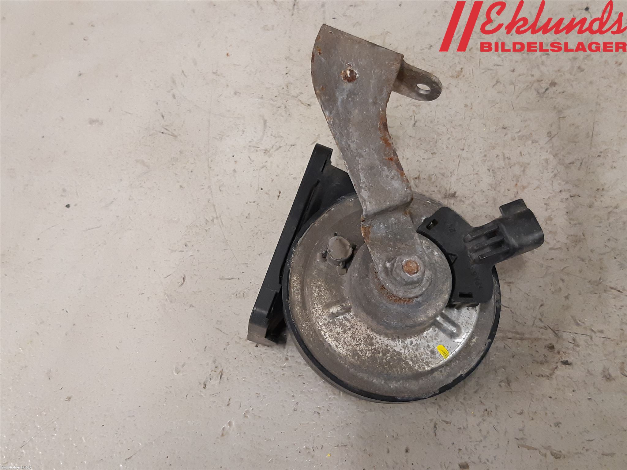 Volvo V90 17->> Signalhorn