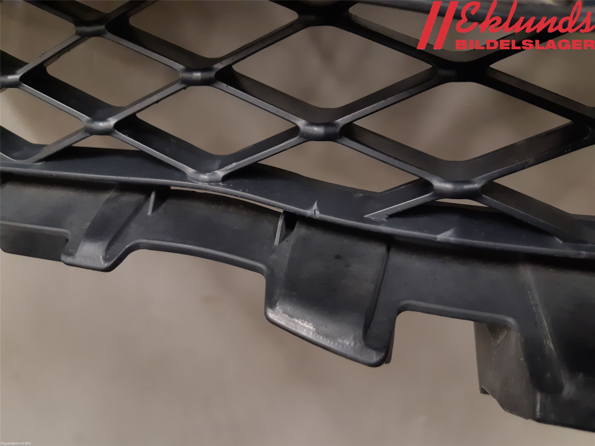 Toyota AURIS 10-12 Grill Komp