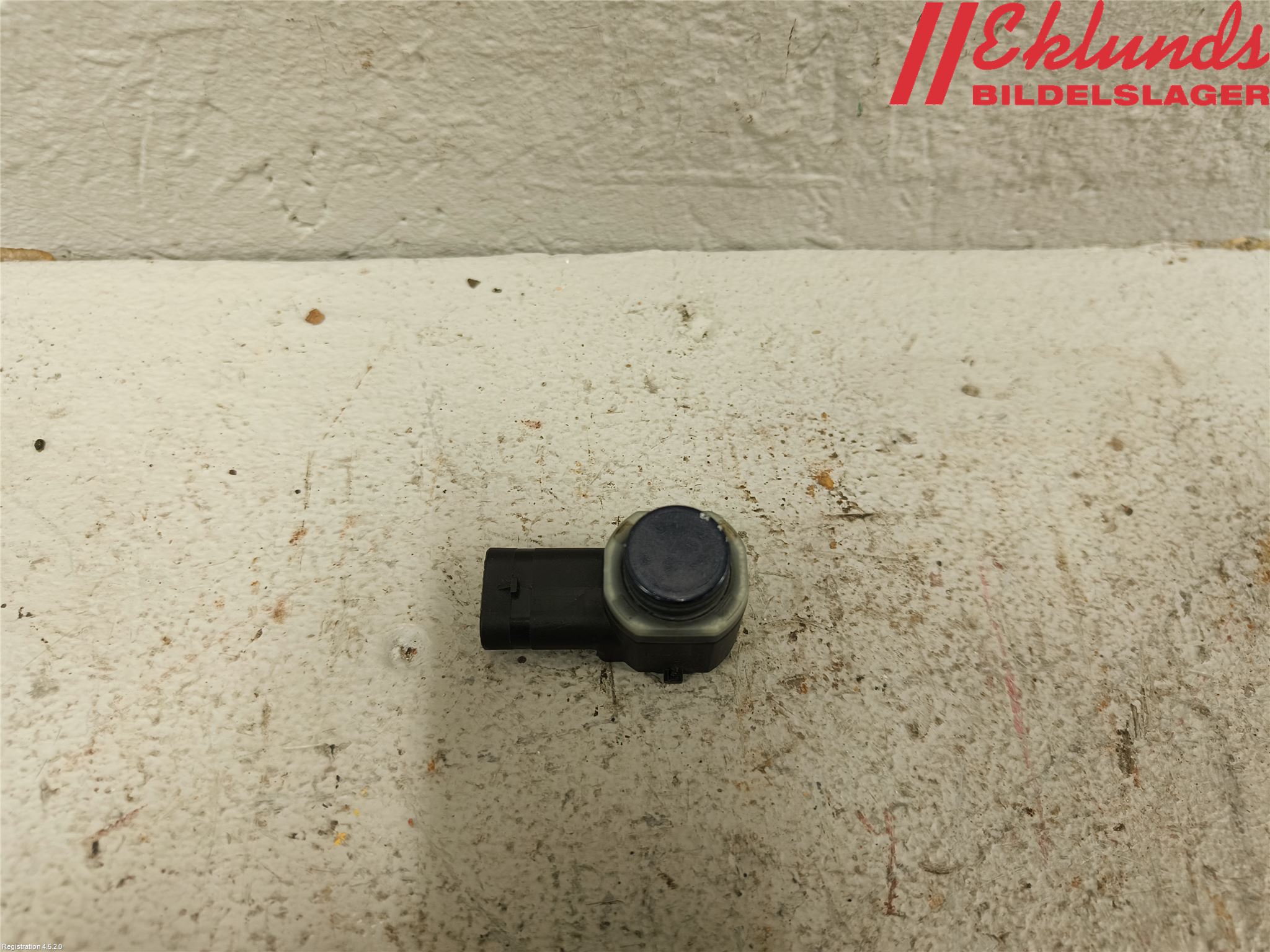 Volkswagen VW PASSAT 11-14 Parkeringshjälp Frontsensor