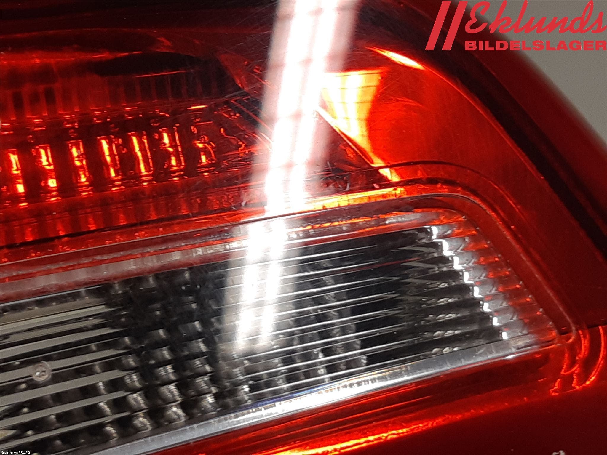 Volvo S60 11-13 Bakljus Lucka Vä