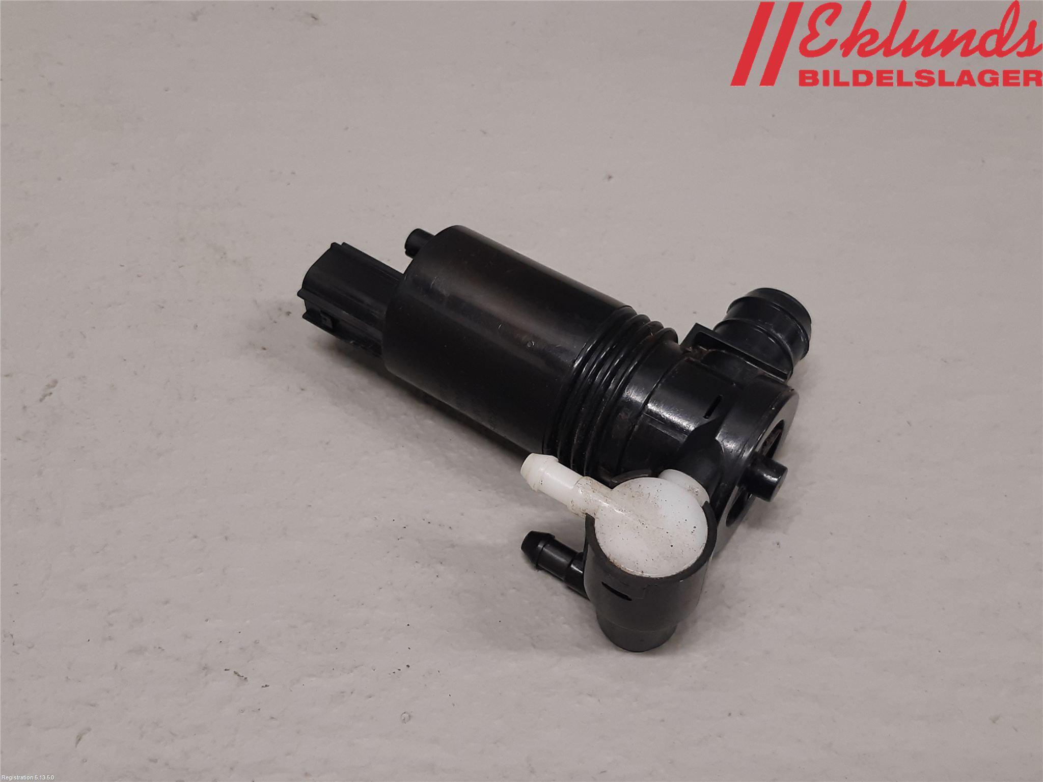 Volvo V40 CROSS COUNTRY 13-19 Spolarpump Vindruta