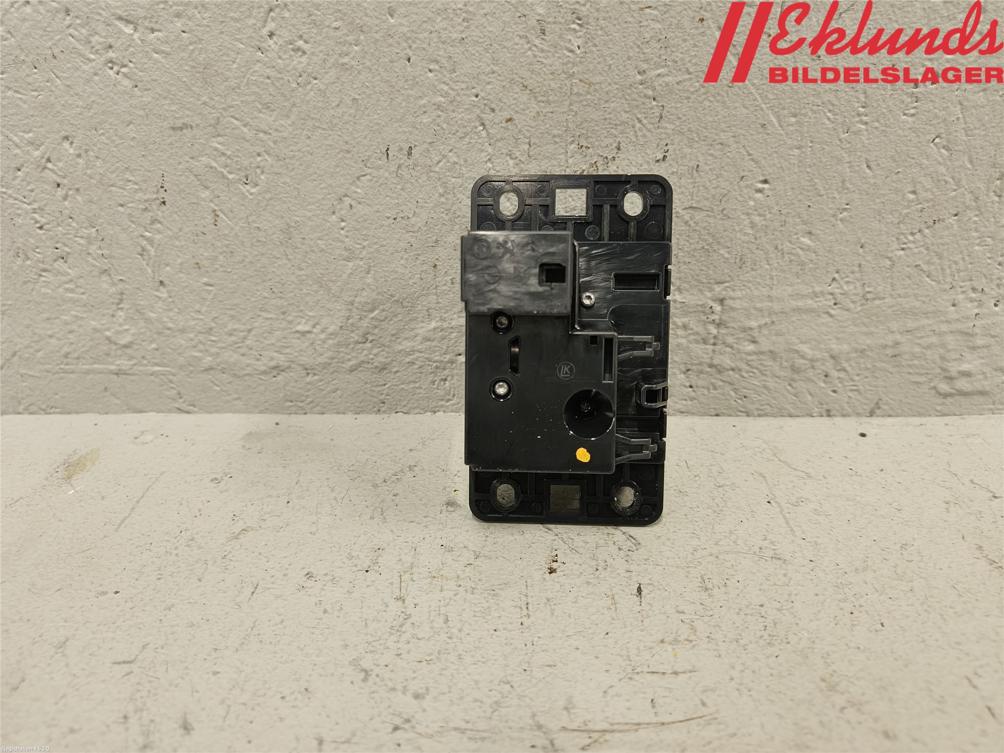 Peugeot 2008/E-2008 20- Strömställare Växellåda