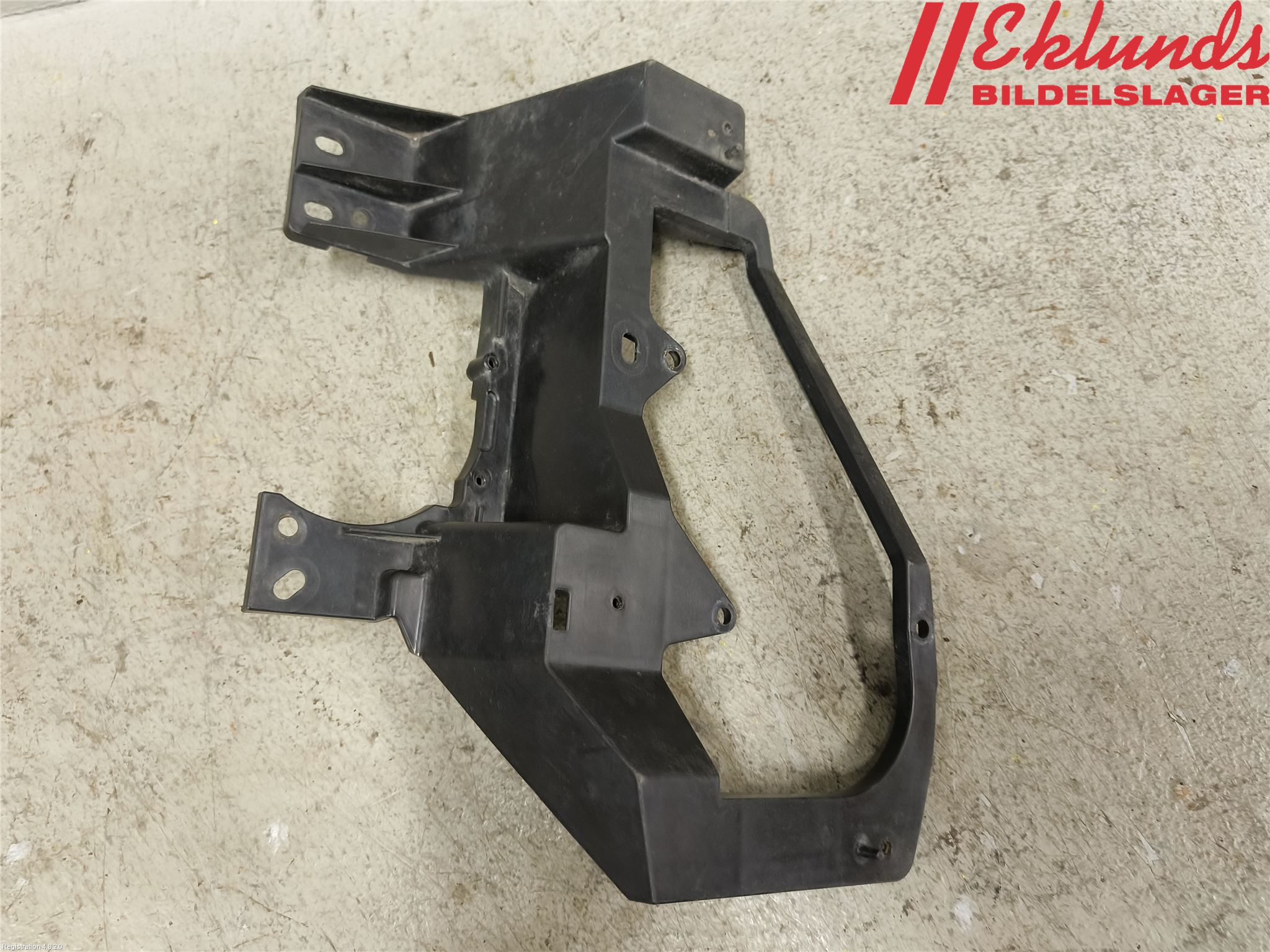 Suzuki VITARA 15- Stötfångardel Fram Hö