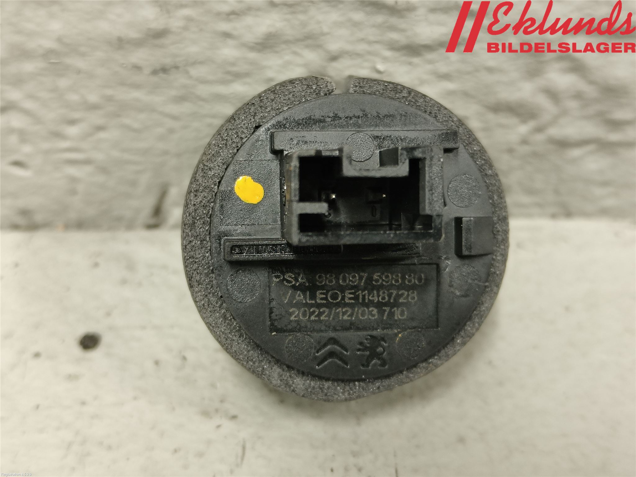 Peugeot 2008/E-2008 20- Antenn