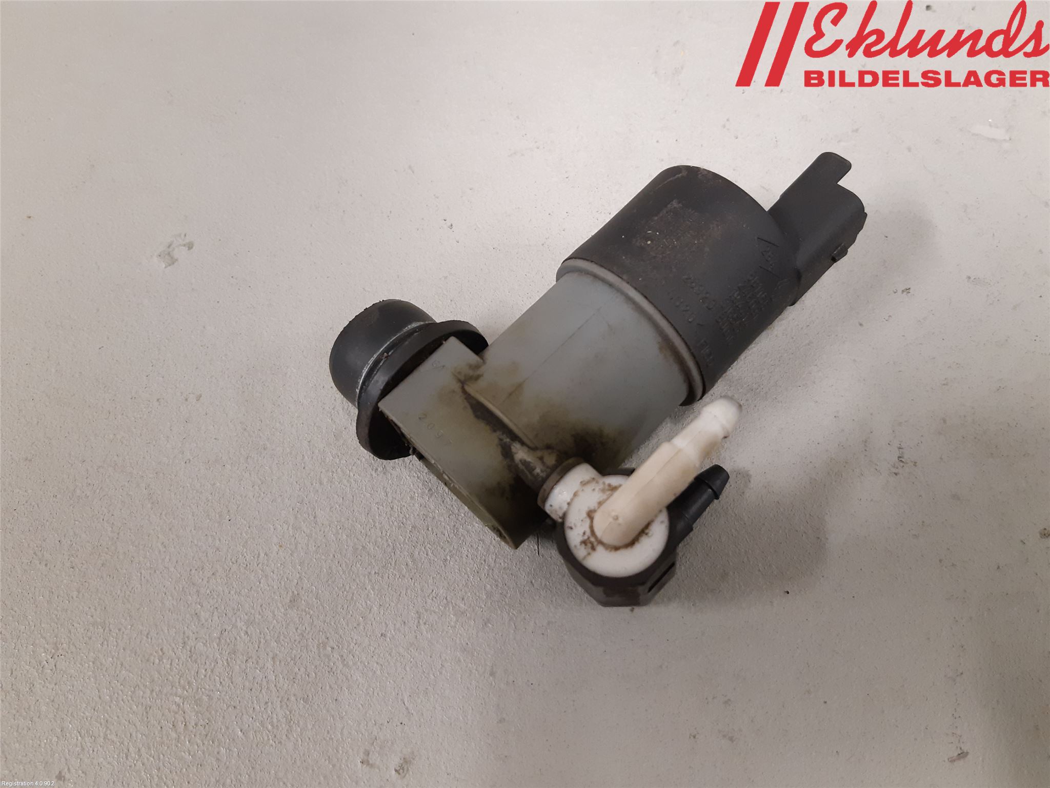 Nissan QASHQAI   07-10 Spolarpump Vindruta
