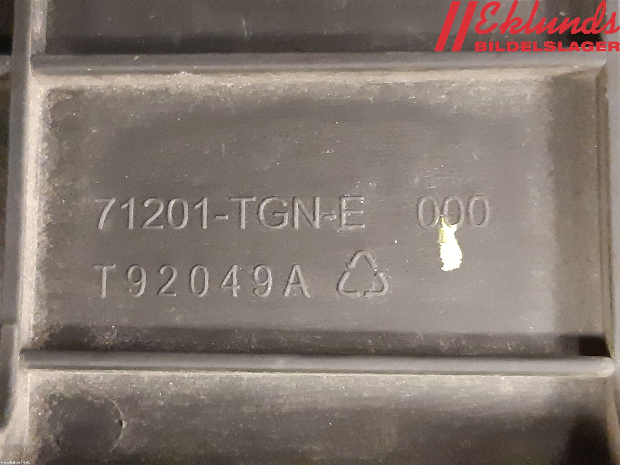 Honda CIVIC 17-22 Stötfångardel Fram Hö