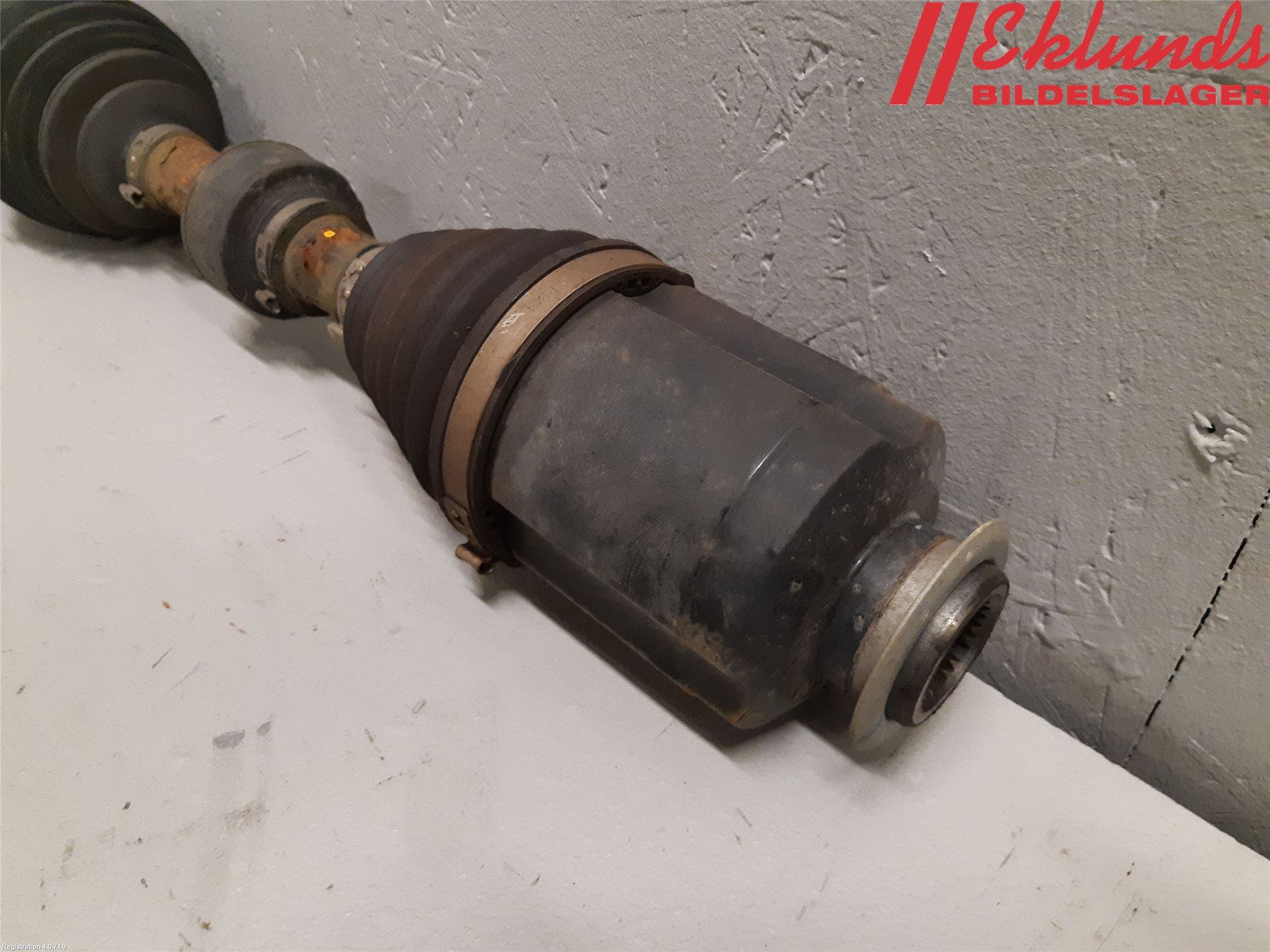 Kia SORENTO 10-14 Drivaxel Fram Höger