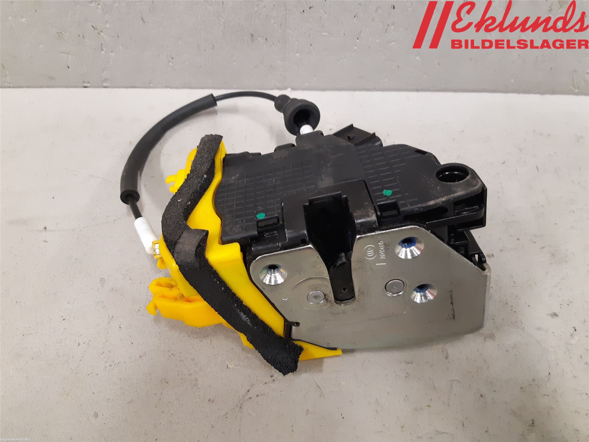 Kia CEED 12-18 Låskista-Dörrlås