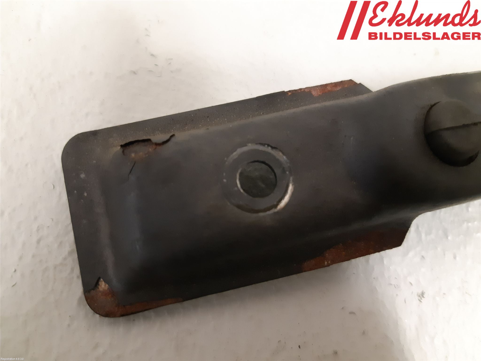 Volvo 740 84-87 Kylarfäste-Ram-Balk