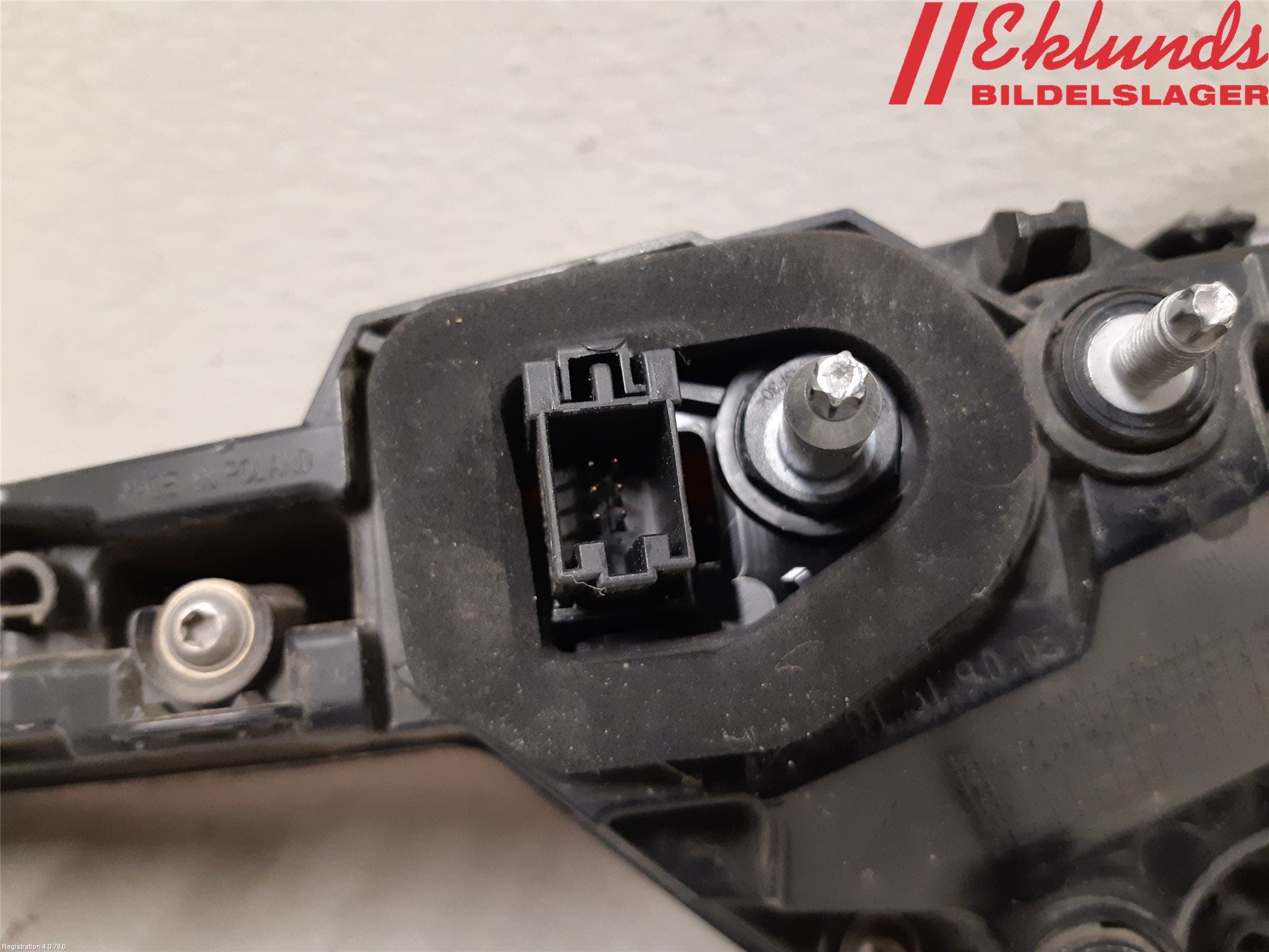 Audi A4/S4 B9 16-19 Bakljus Lucka Vä