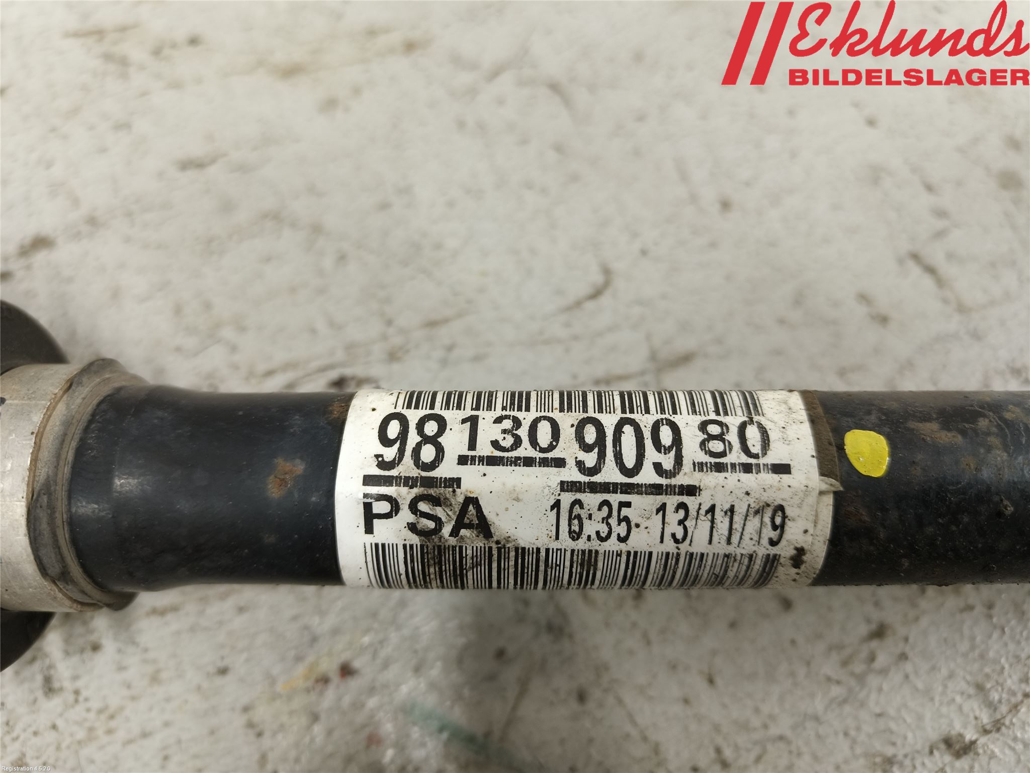 Opel VIVARO 20- Drivaxel Fram Höger