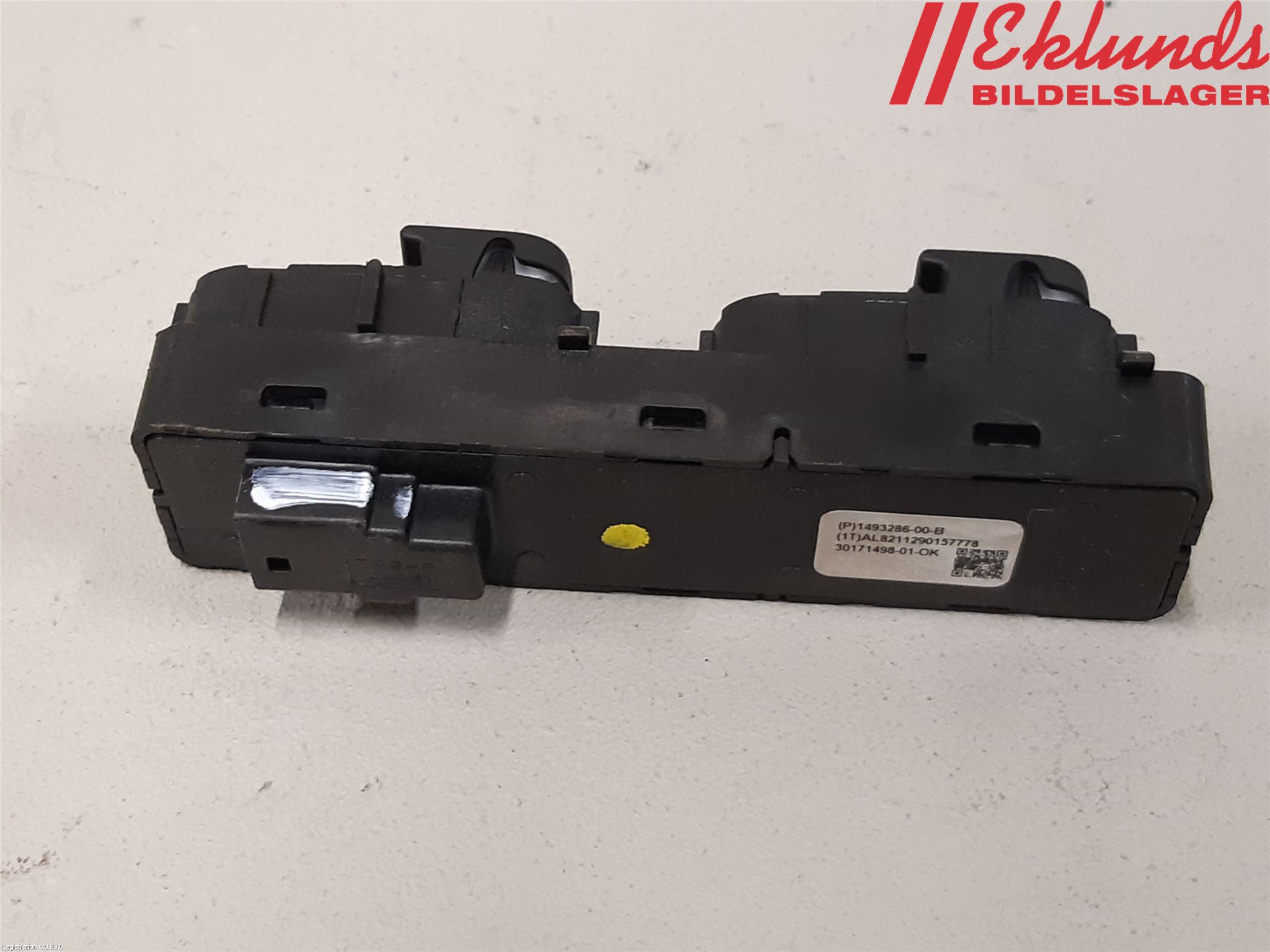 Tesla MODEL Y 21- Strömställare Stolregler