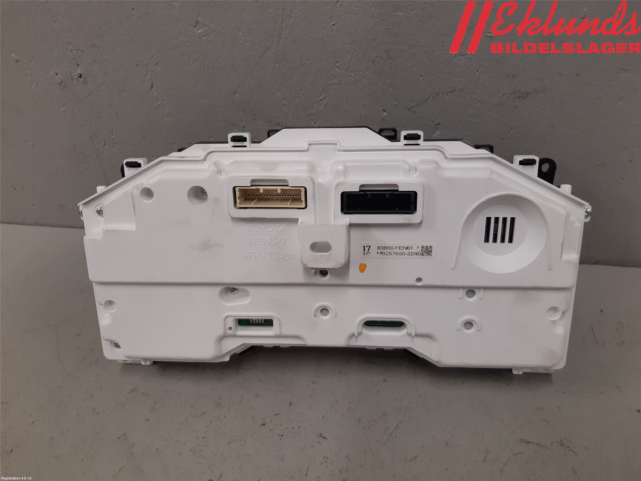 Toyota COROLLA 19- Instrument Komb