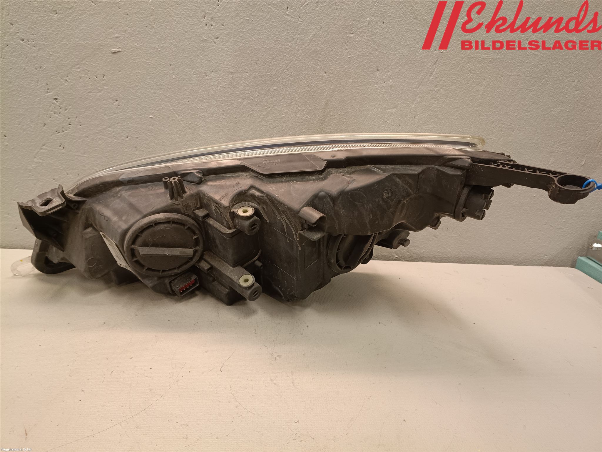 Opel ASTRA J 10-15 Strålkastare Höger