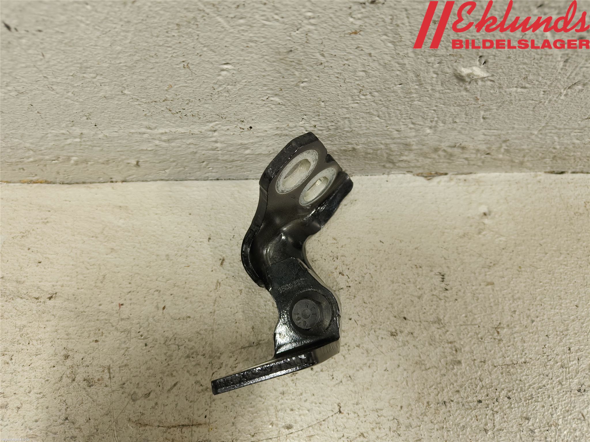 Fiat 500e 20- Dörrgångjärn