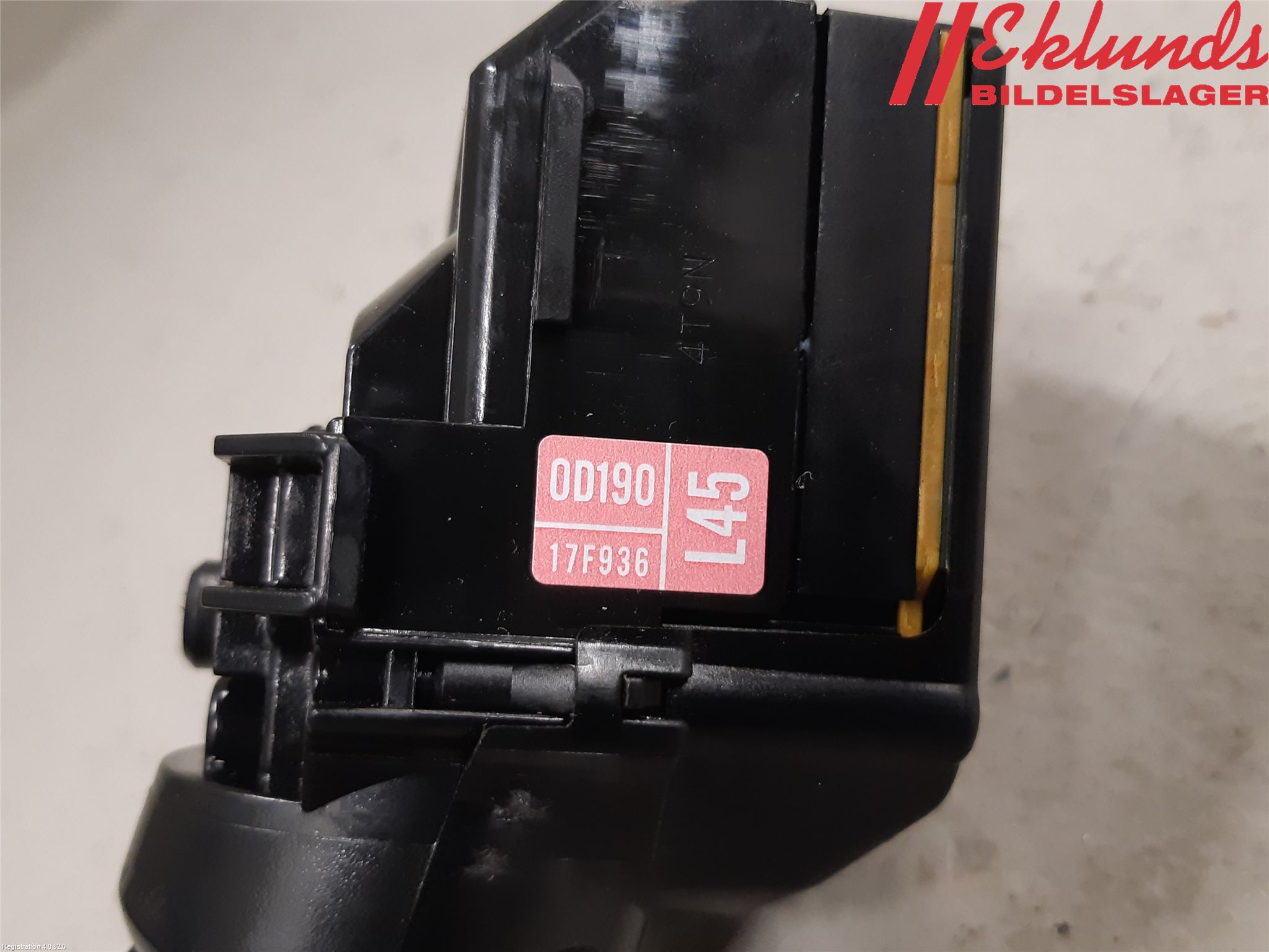 Toyota YARIS XP130 15-20 Spak Torkar-Spolomk