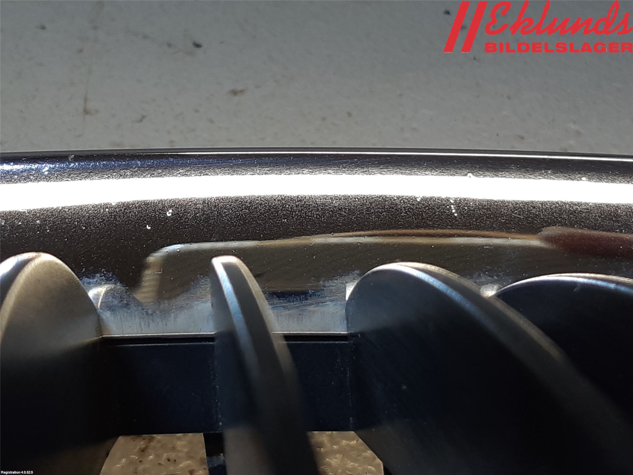 BMW 1 E87/81 5D/3D 03-11 Grilldel Höger